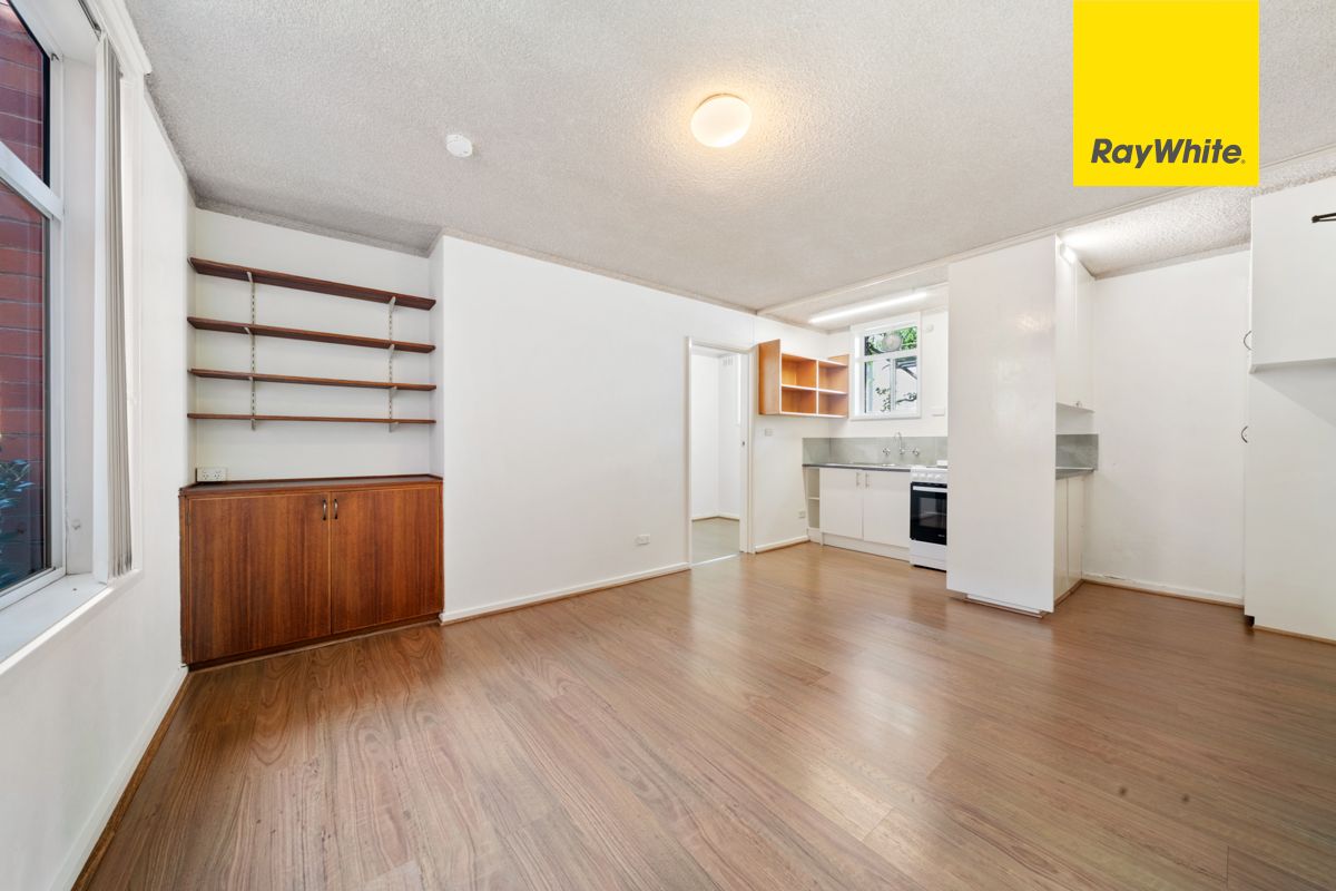 43/1 Mckay Street — photo 3 of 11