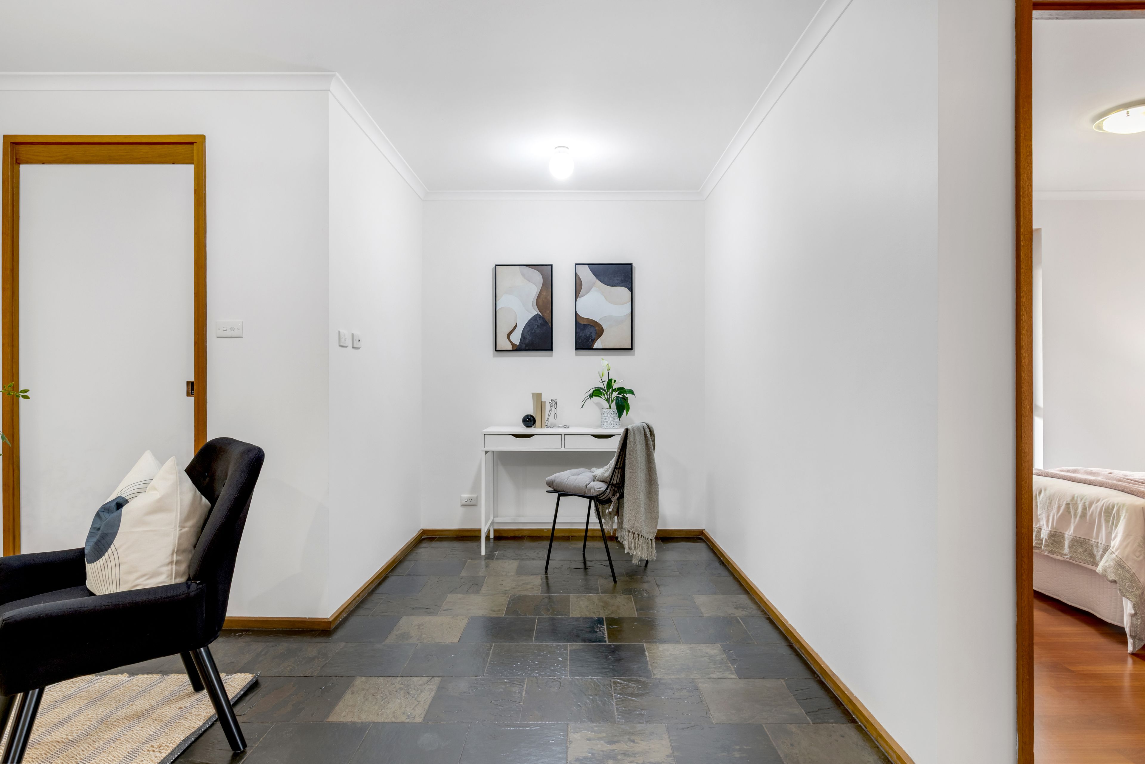 4 Christine Avenue — photo 16 of 30