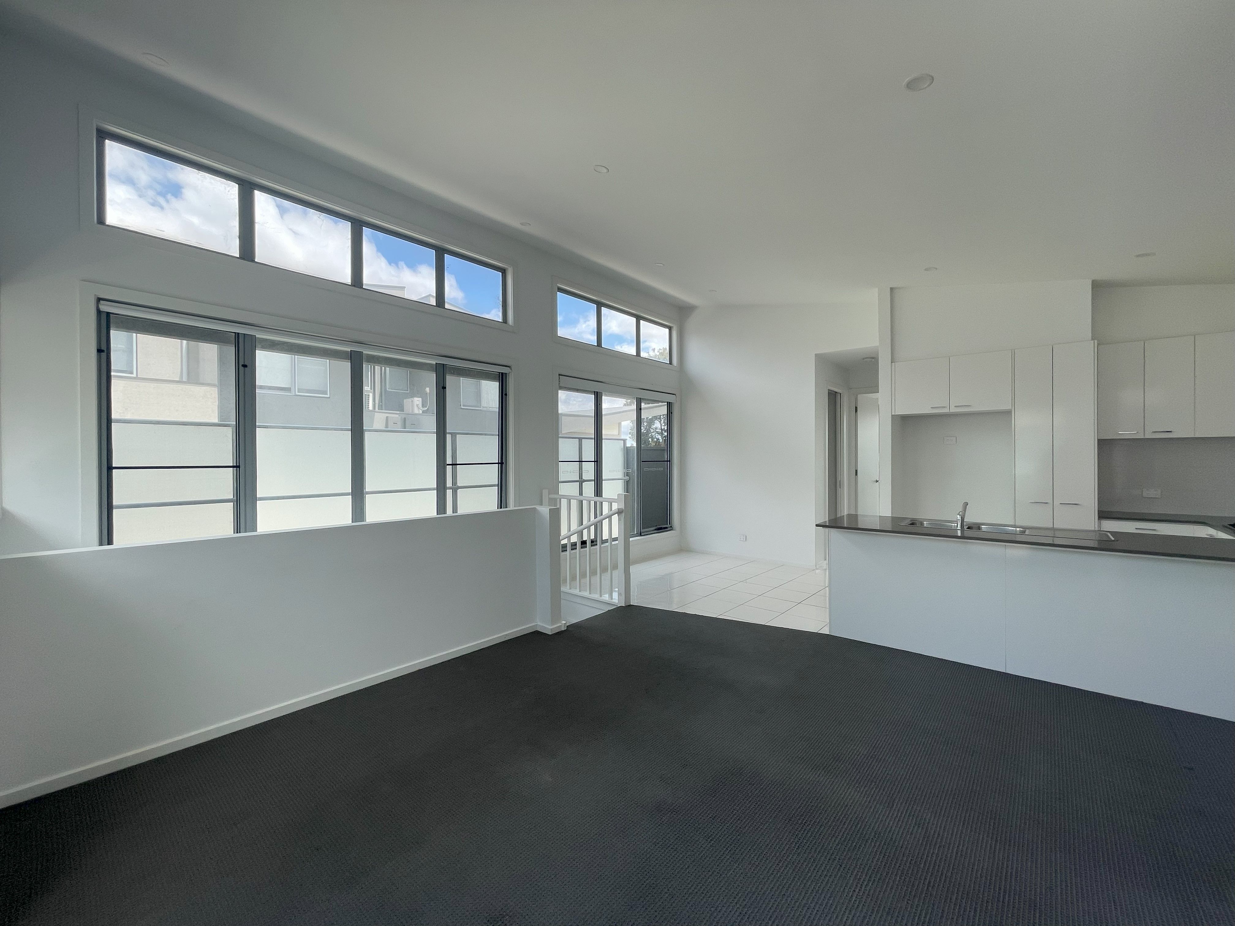 6 Zara Court — photo 4 of 12