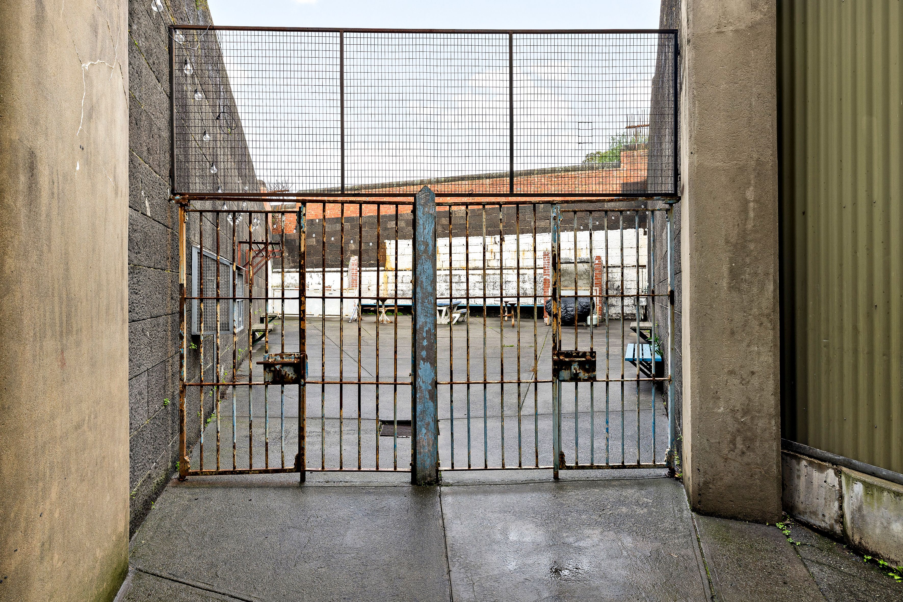 4170/4 Wardens Walk — photo 15 of 19