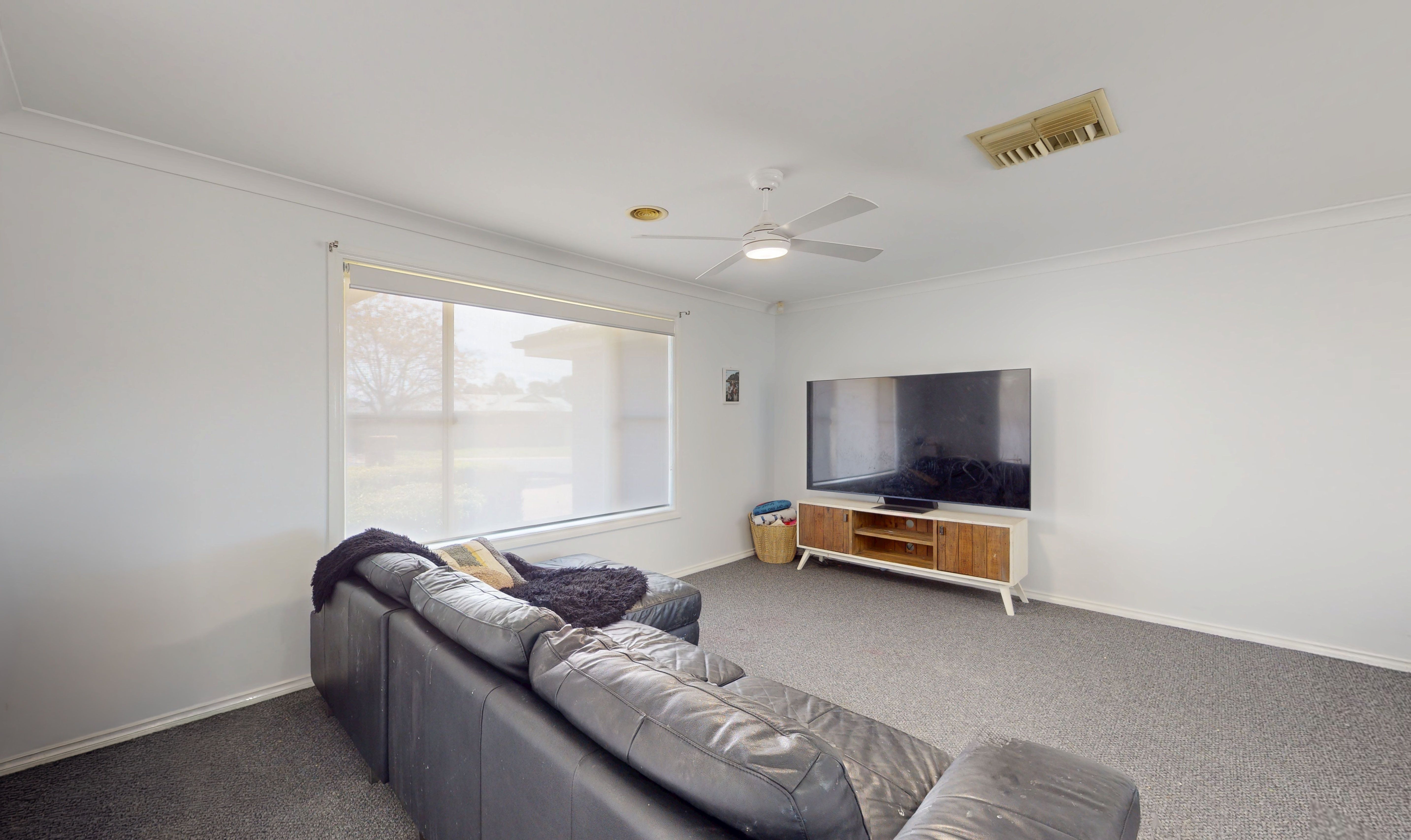 4 Websdale Drive — photo 3 of 16