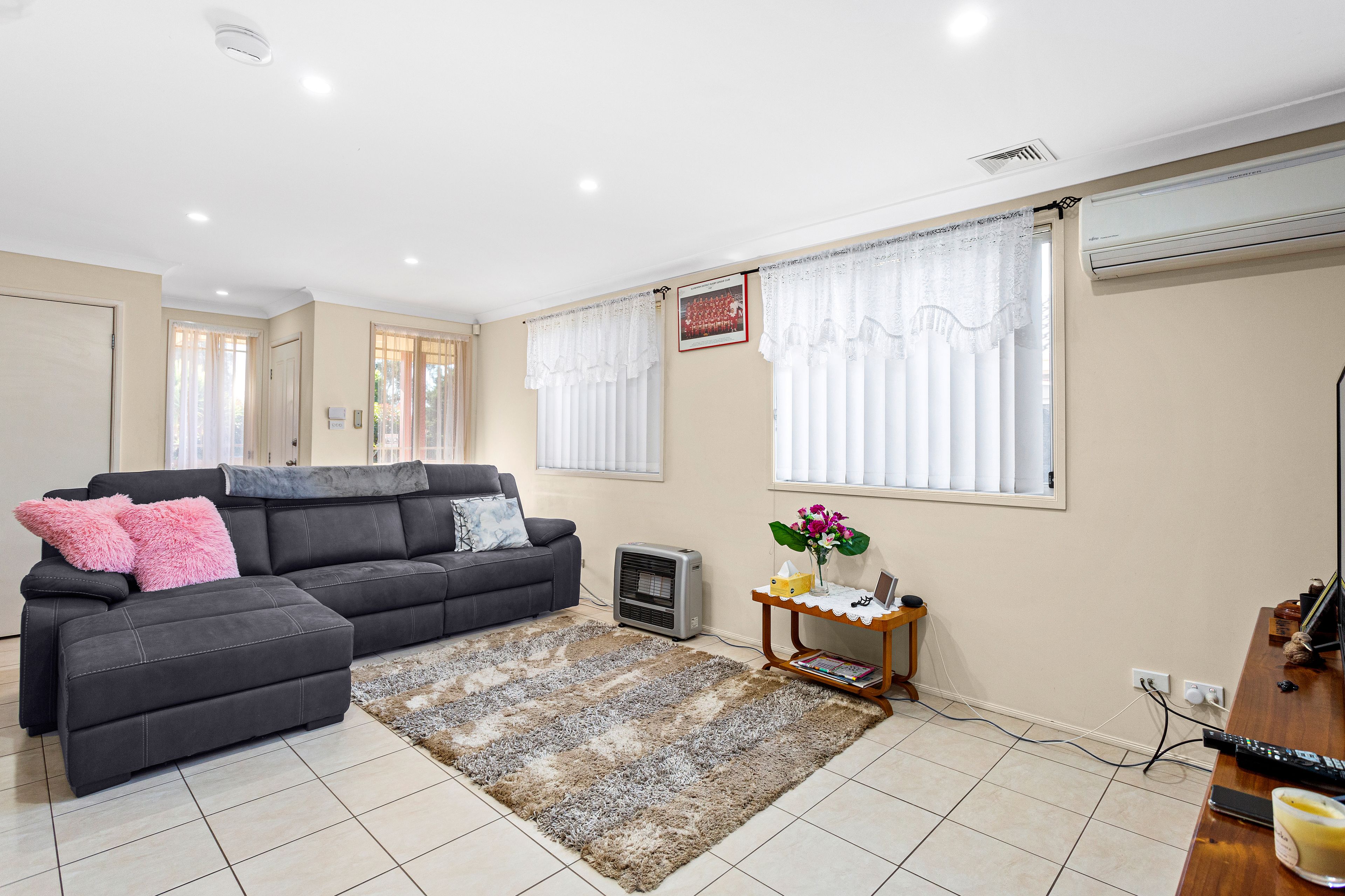 1/4 Burdekin Drive — photo 5 of 7