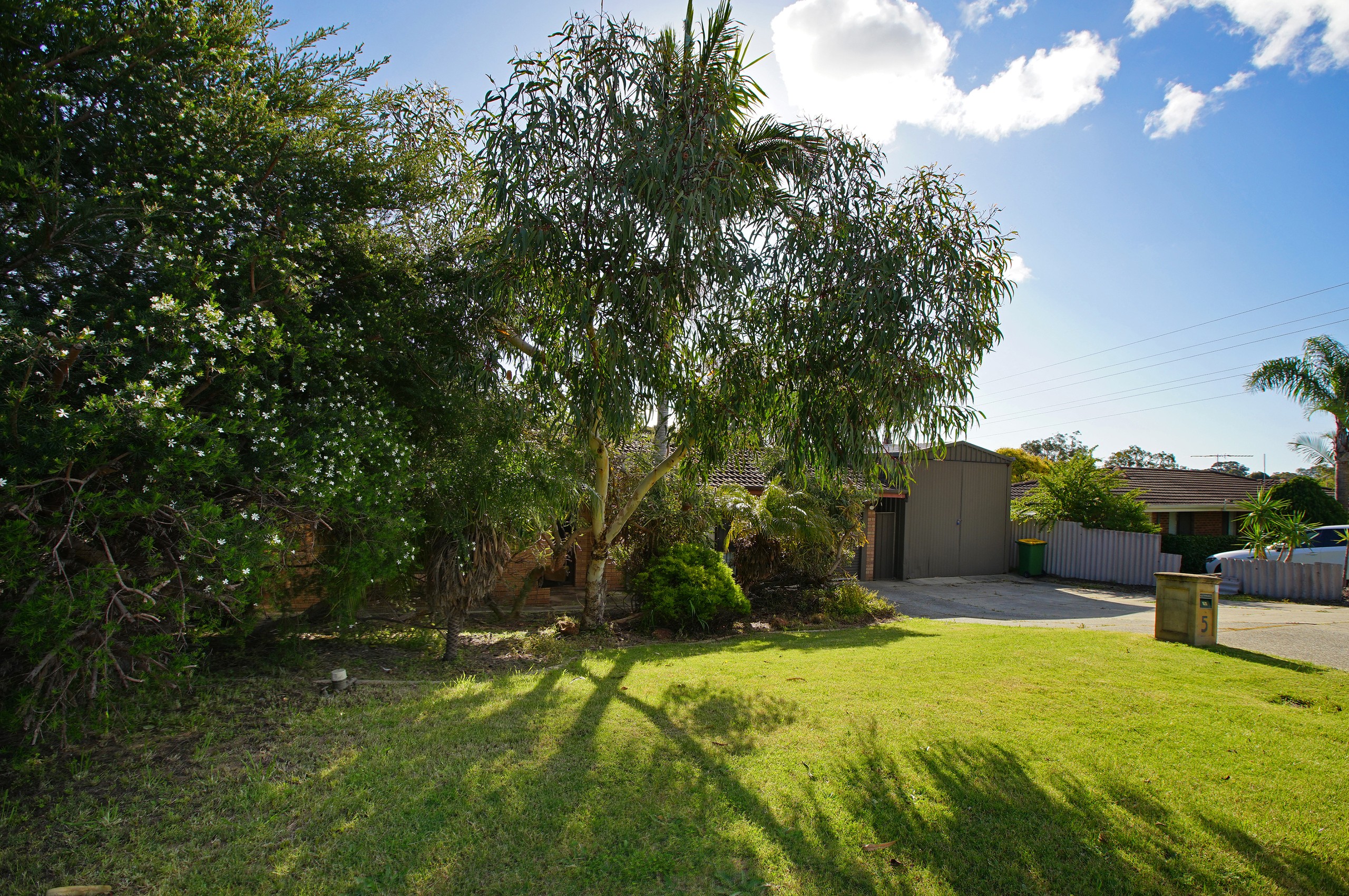 5 Alpin Court, Coolbellup, WA 6163