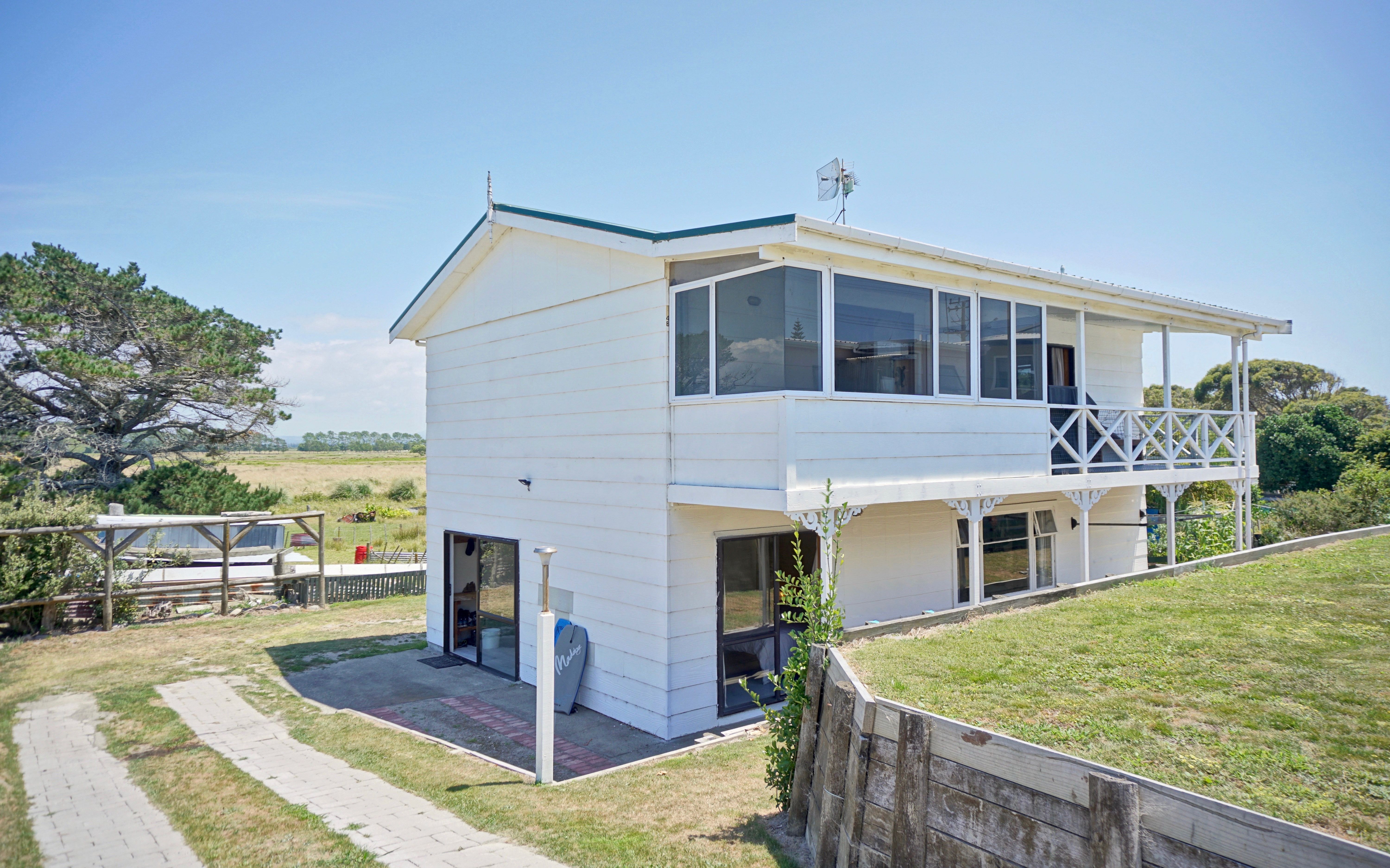 334b Pukehina Parade, Pukehina, Western Bay Of Plenty District