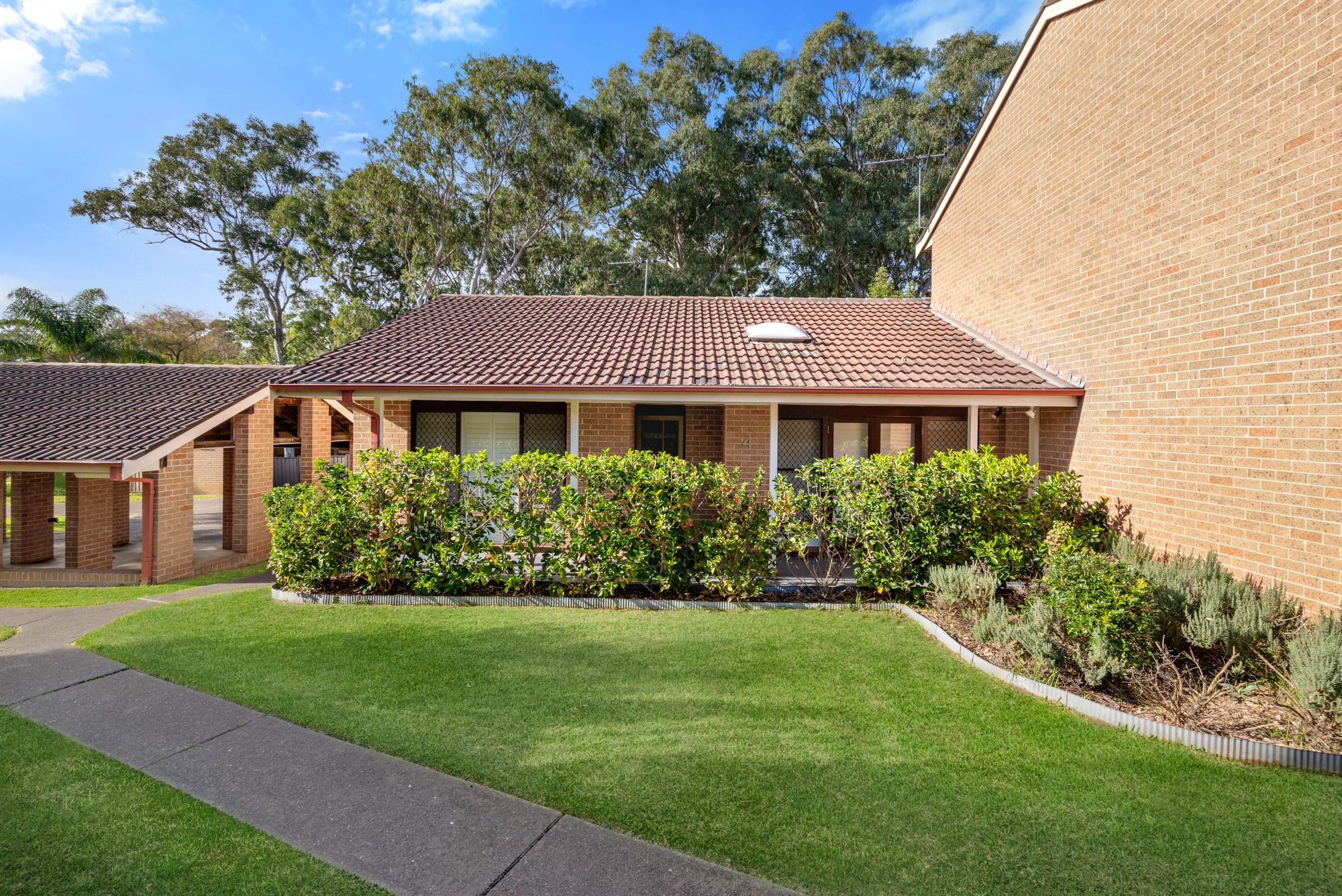 9 Clifford Crescent, Ingleburn NSW 2565