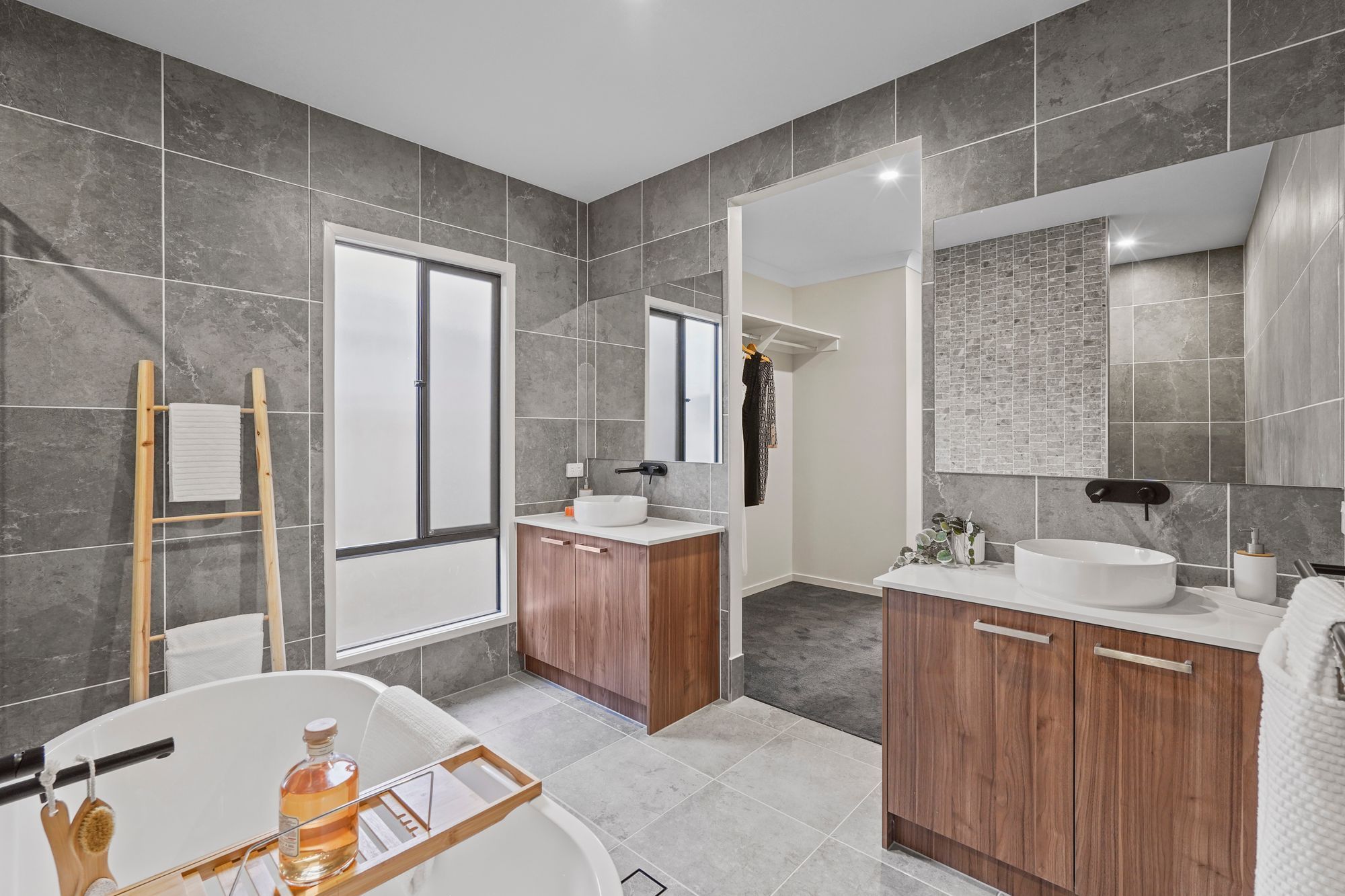 67 Ashwood Circuit — photo 7 of 16