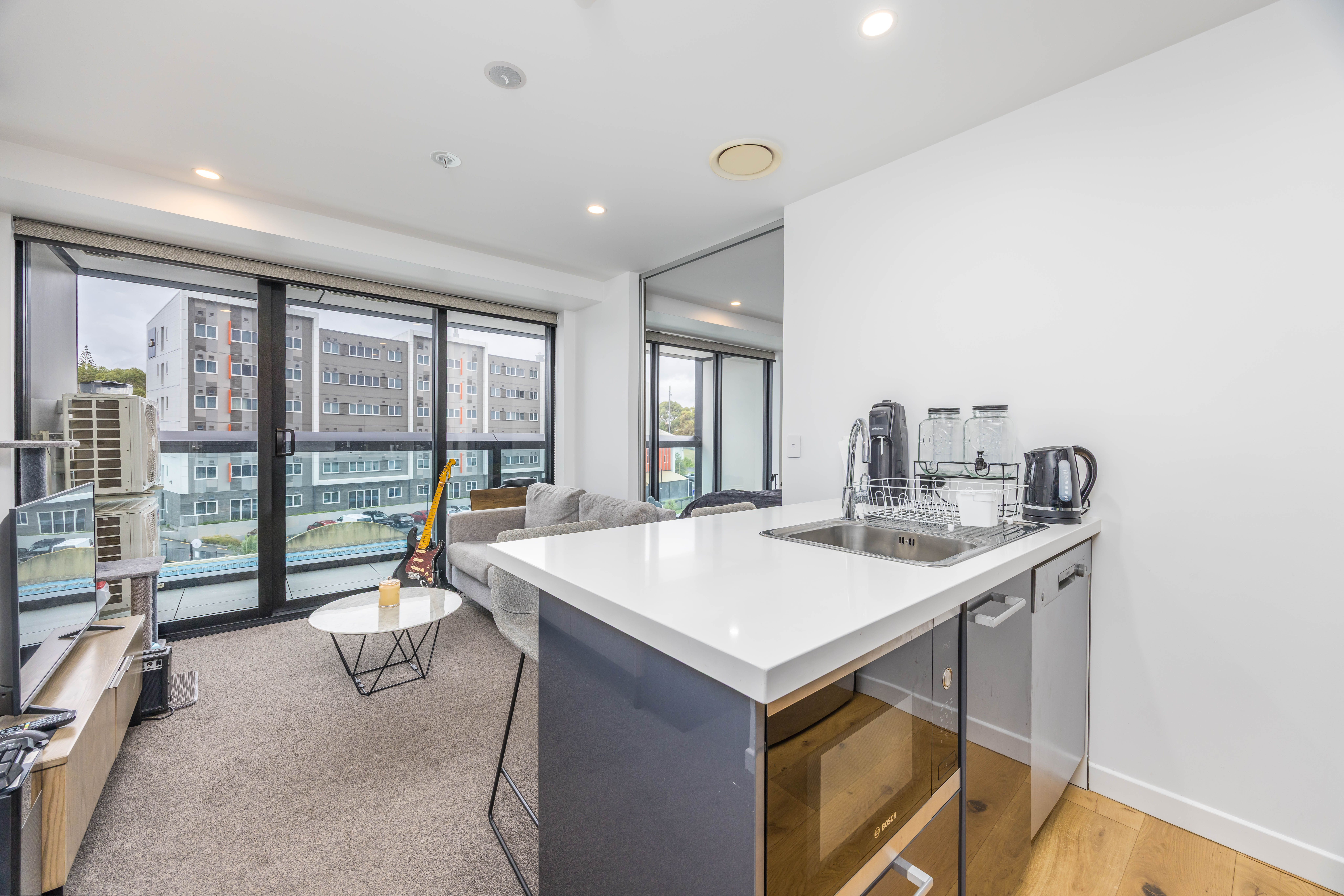 206/8 Lakewood Court, Manukau, Manukau City