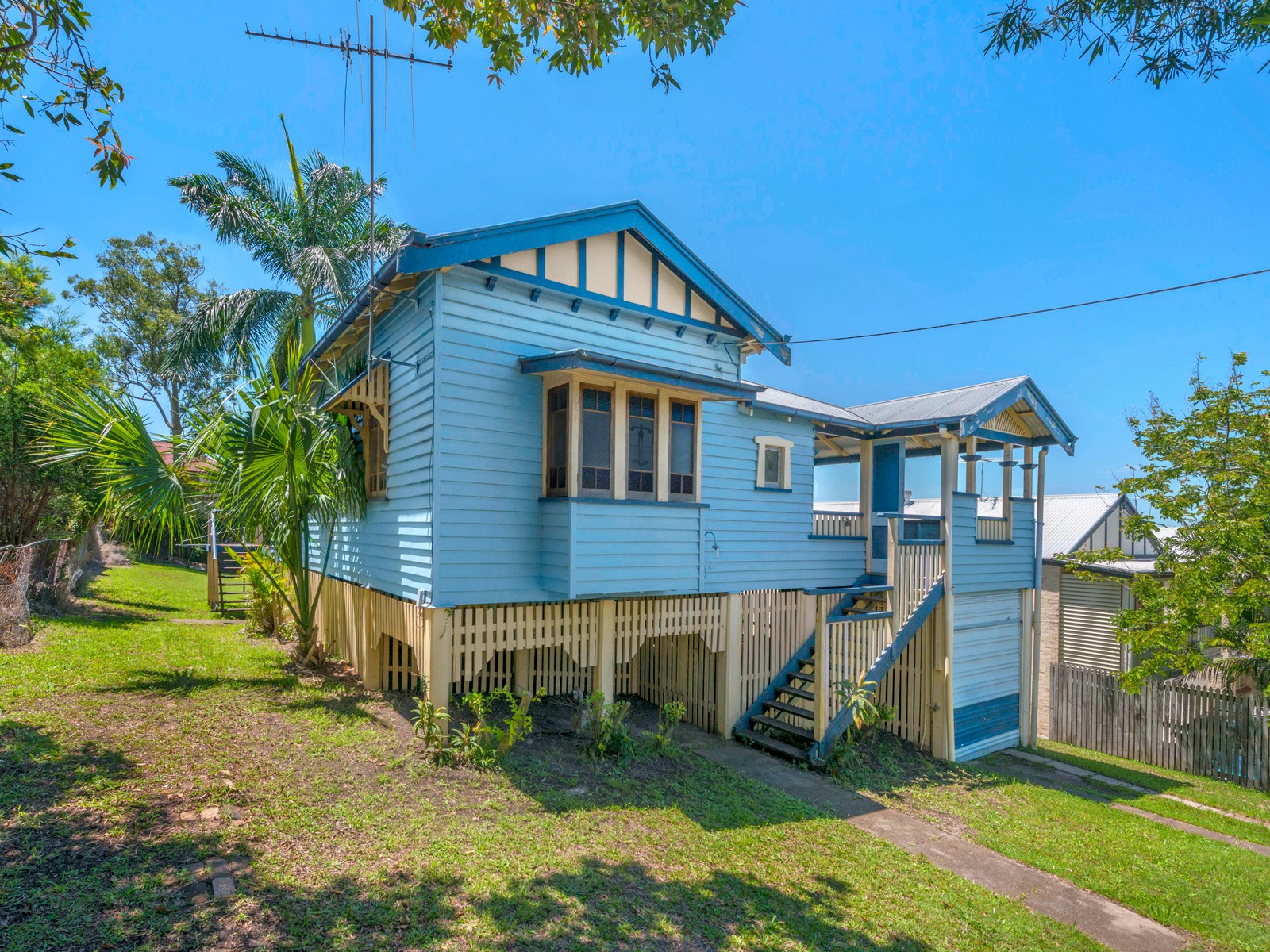 27 Forbes Street, Hawthorne, QLD 4171