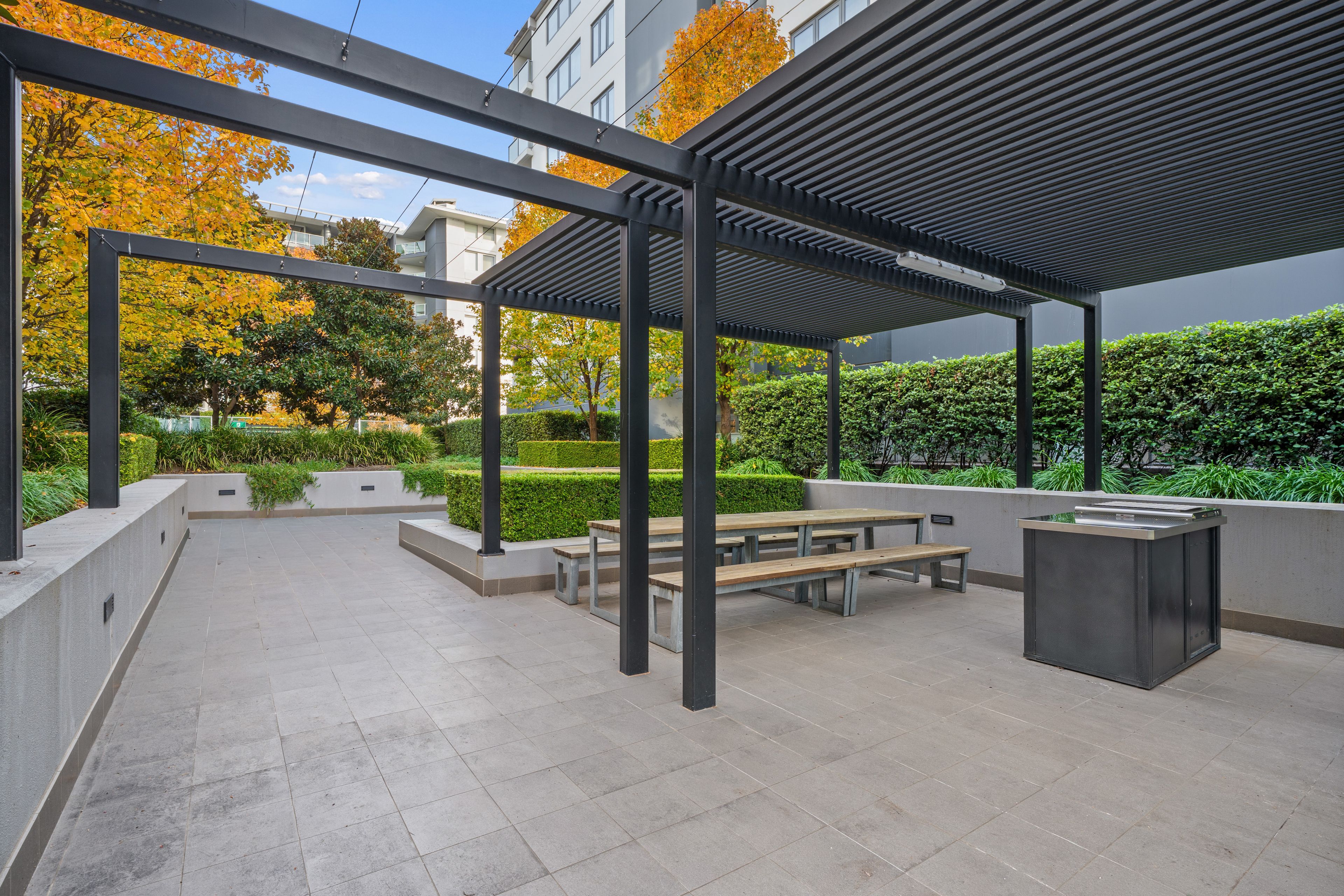 409/104 Northbourne Avenue — photo 17 of 19