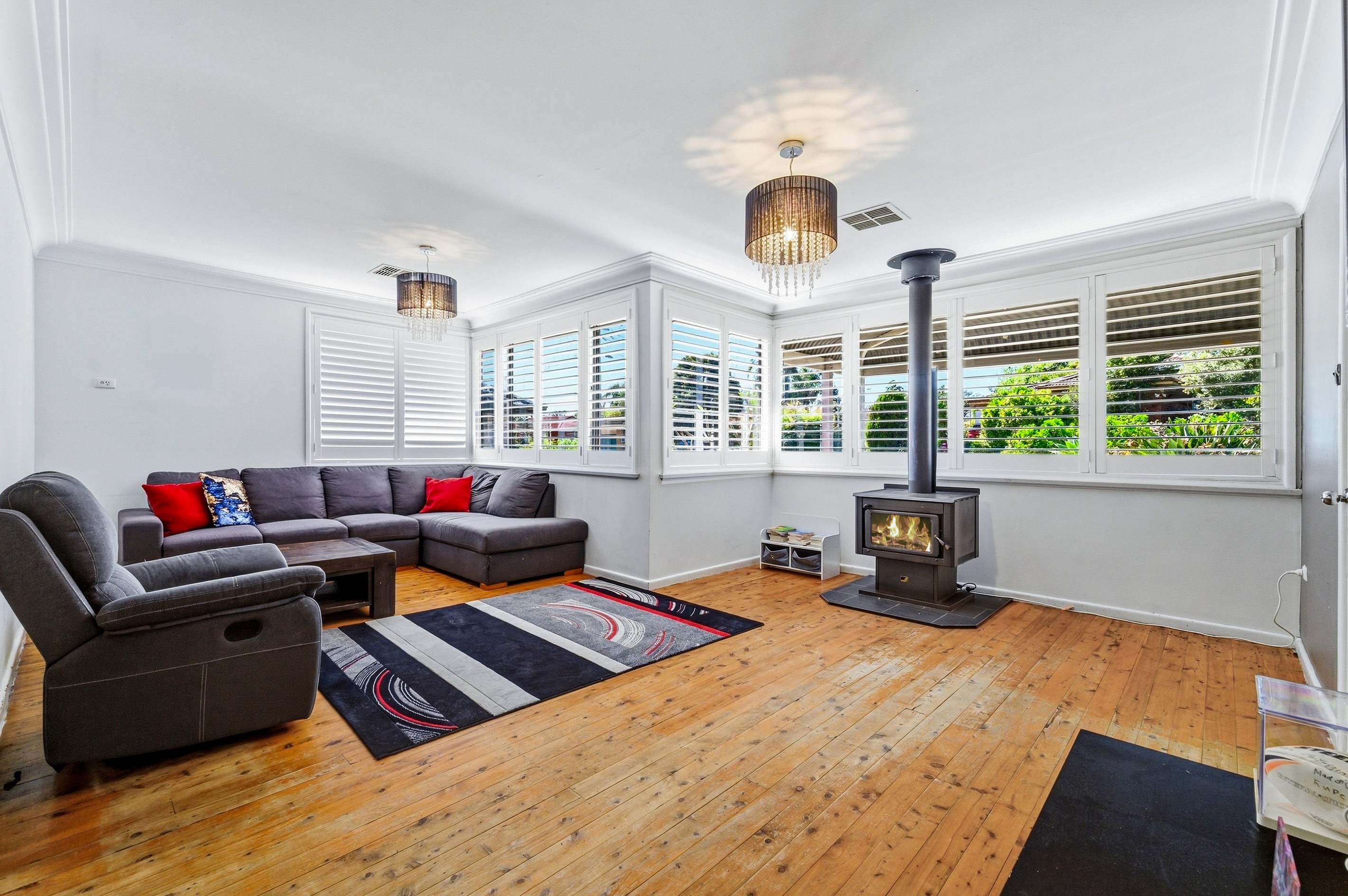 43 Kendall Street, Campbelltown, NSW 2560