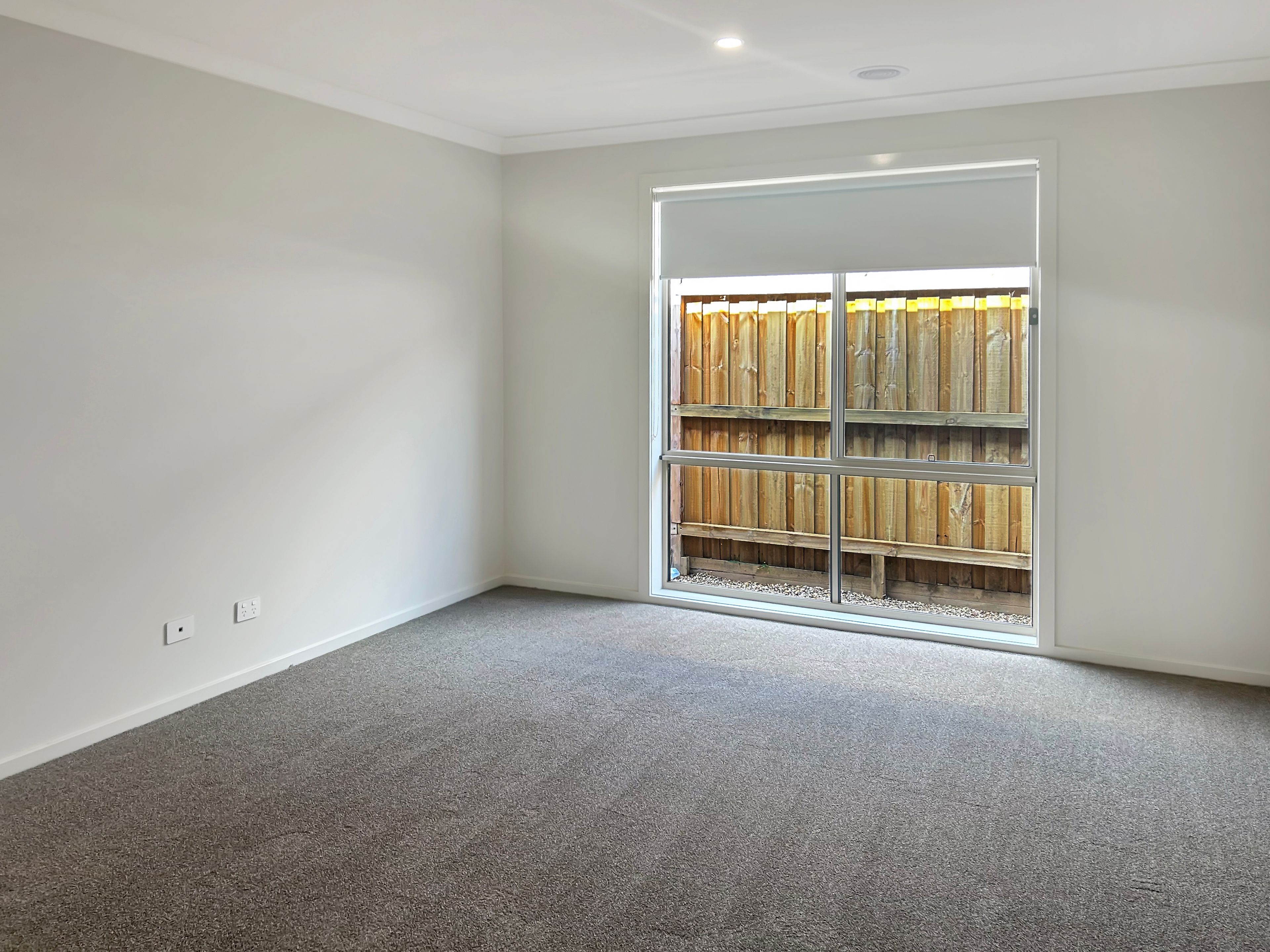 61 Parkrise Boulevard — photo 3 of 5
