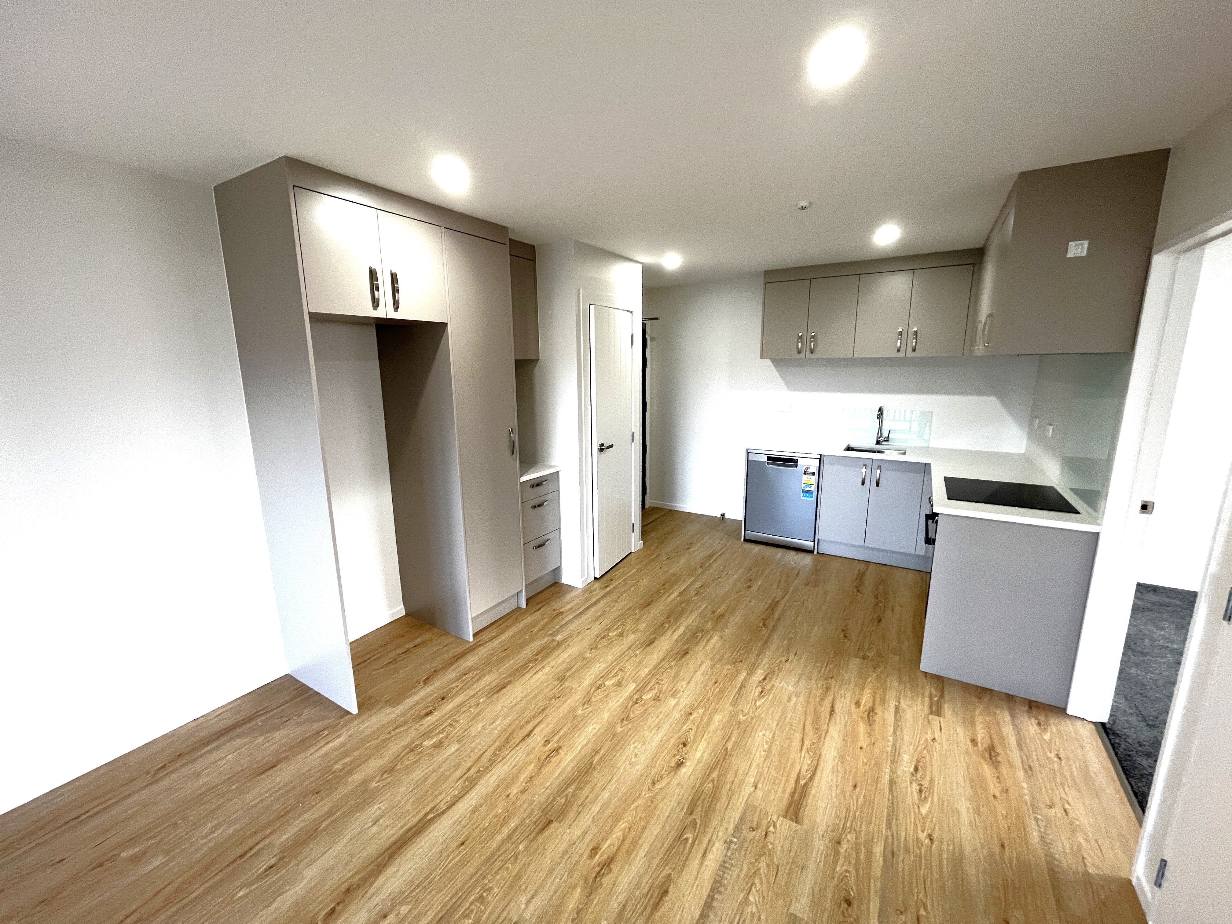 102/3 Beaumonts Way, Manurewa, Manukau City