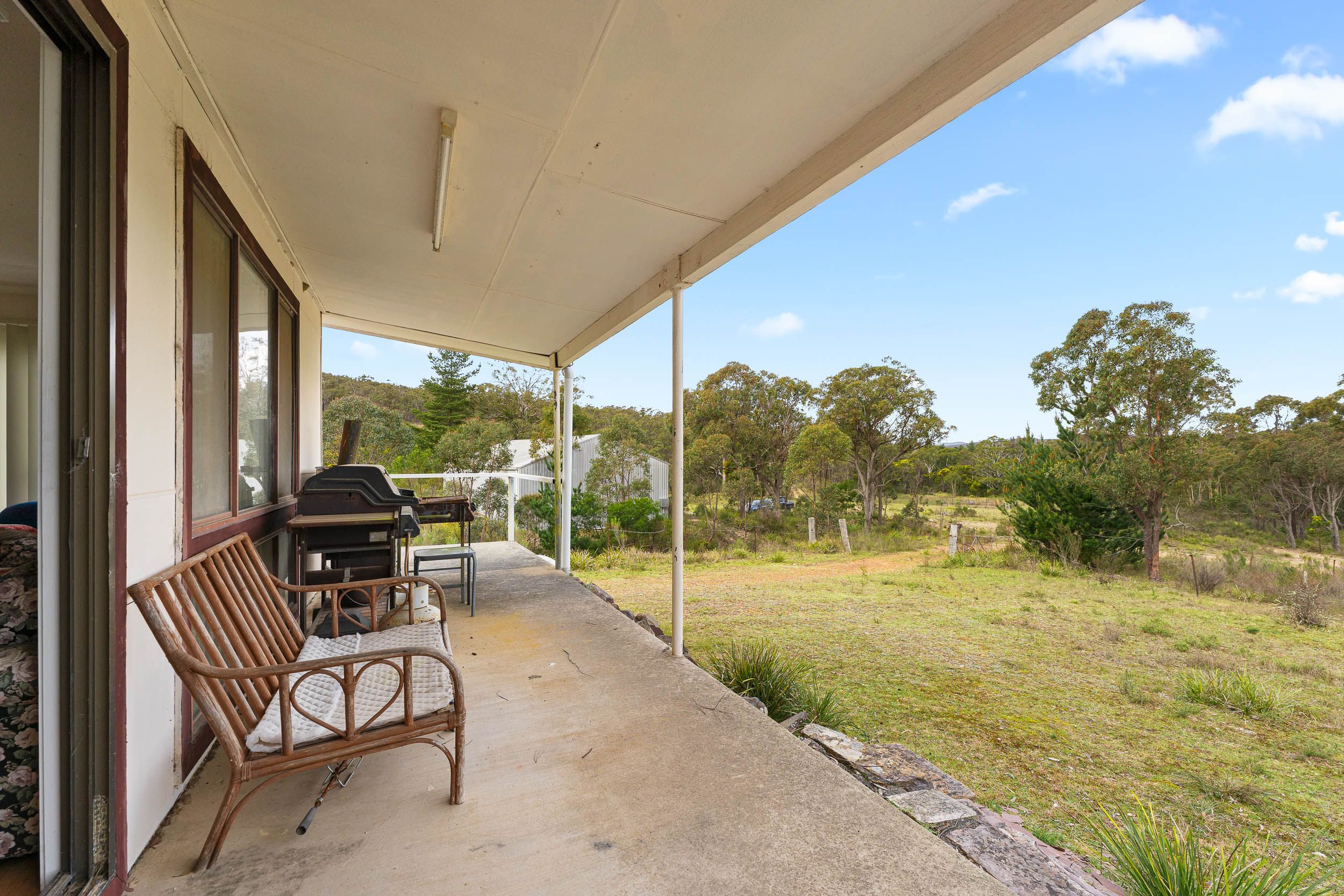182 Arthurs Road Towrang via — photo 7 of 16
