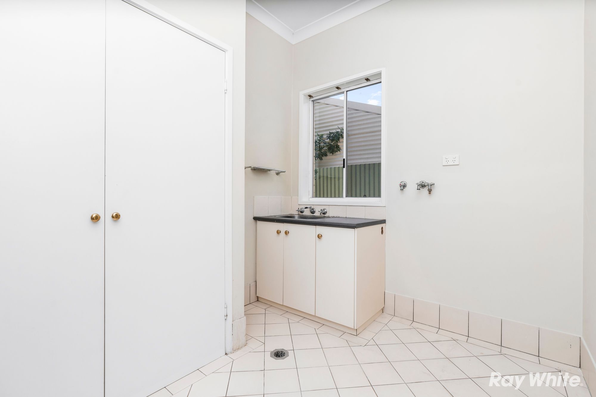 176 Morgan Street — photo 14 of 19
