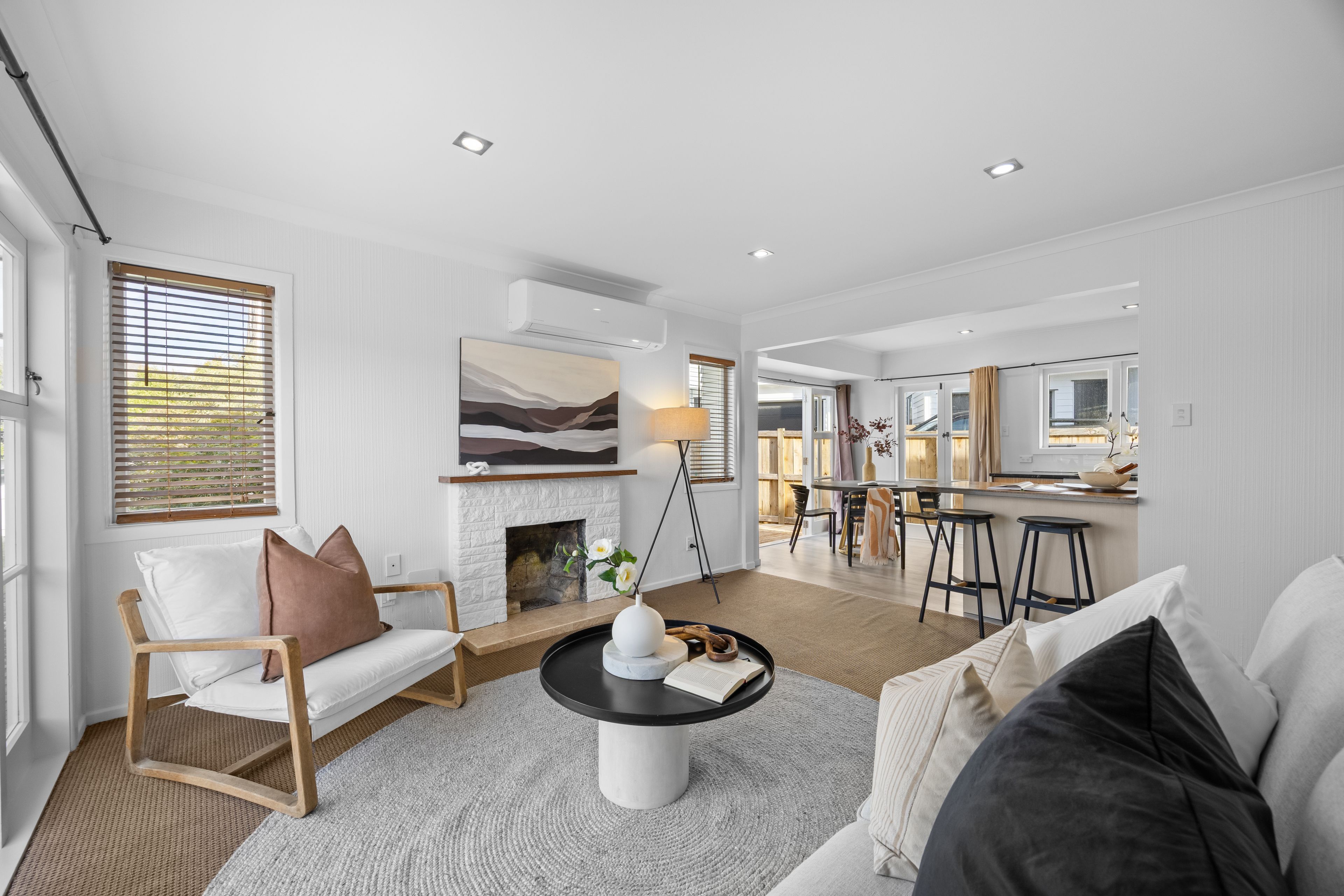 1/3 Mackenzie Street, Te Atatu South, Waitakere City