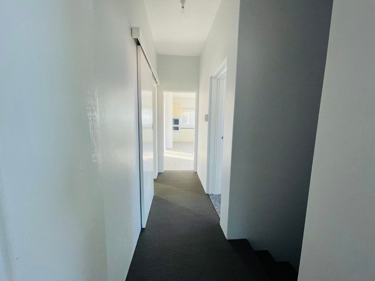 117 Bathurst Street — photo 5 of 12