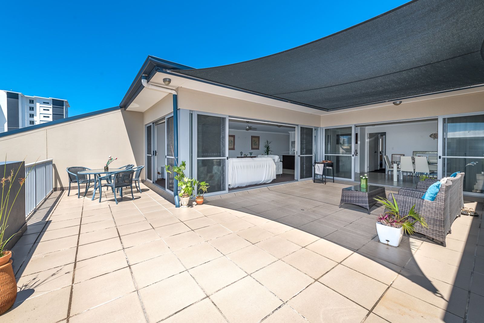 15/8-12 Proud Street, Labrador, QLD 4215