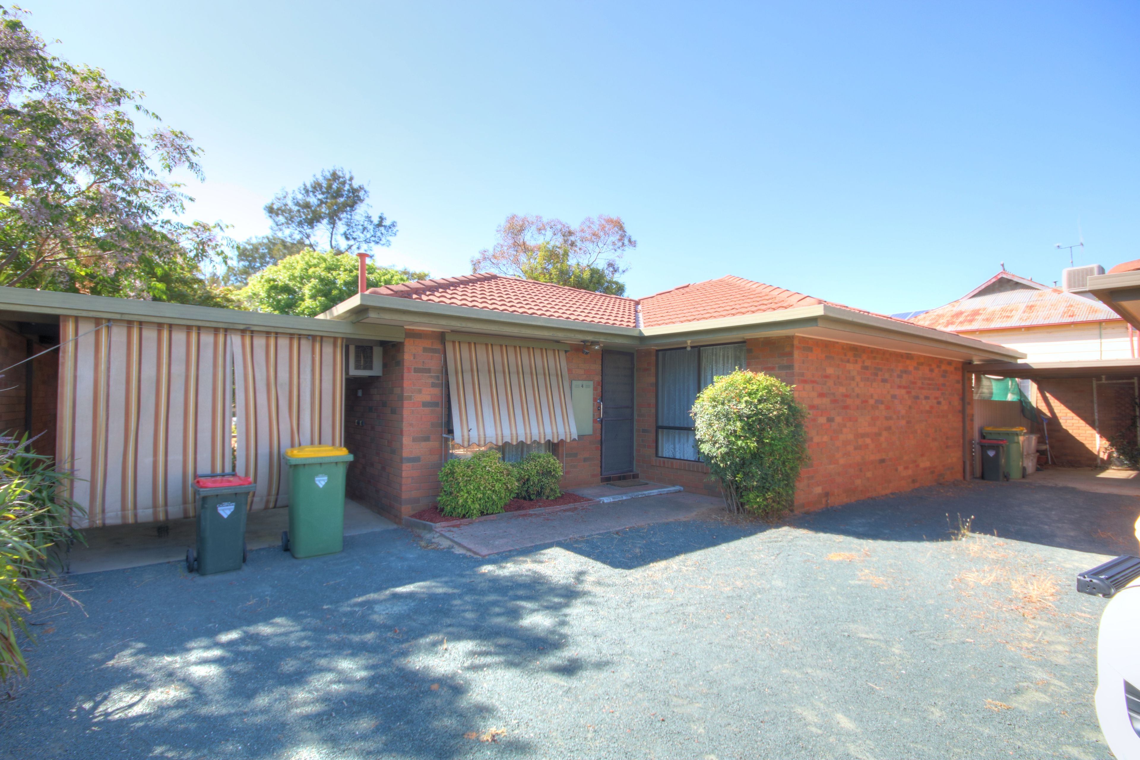9 Victoria Street, Rochester VIC 3561