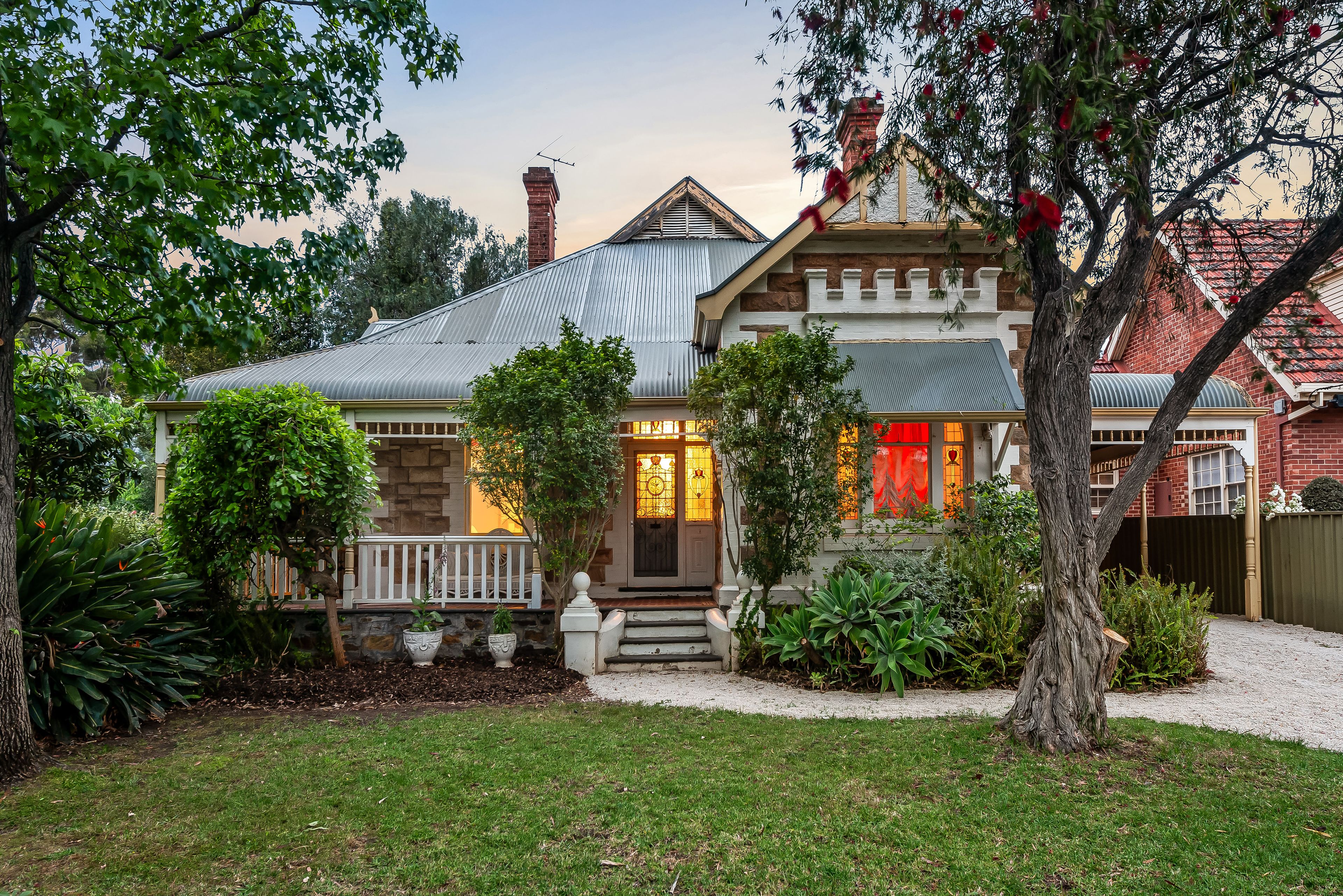 10 Penfold Road