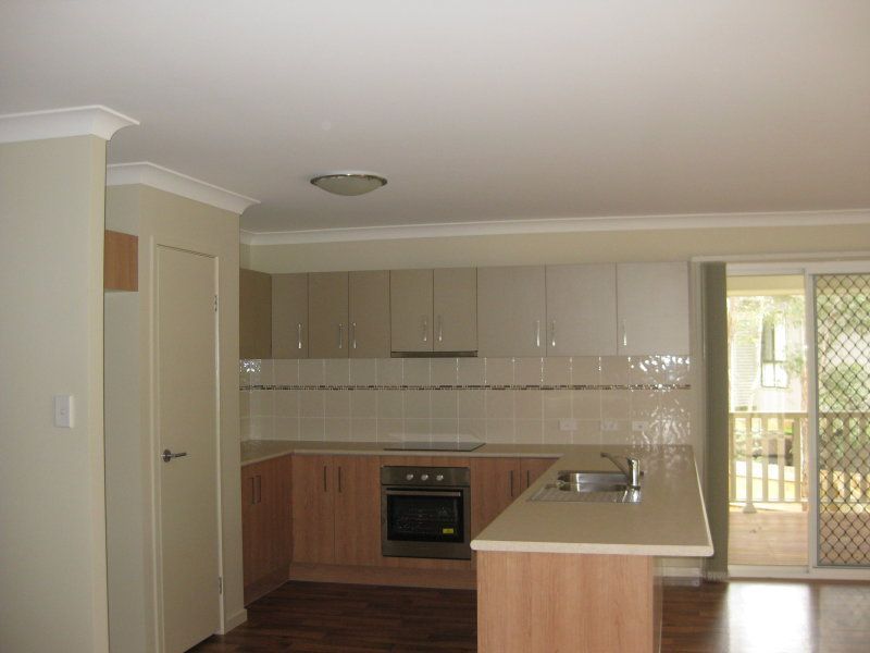 20 Salomon Court, Goodna, QLD 4300