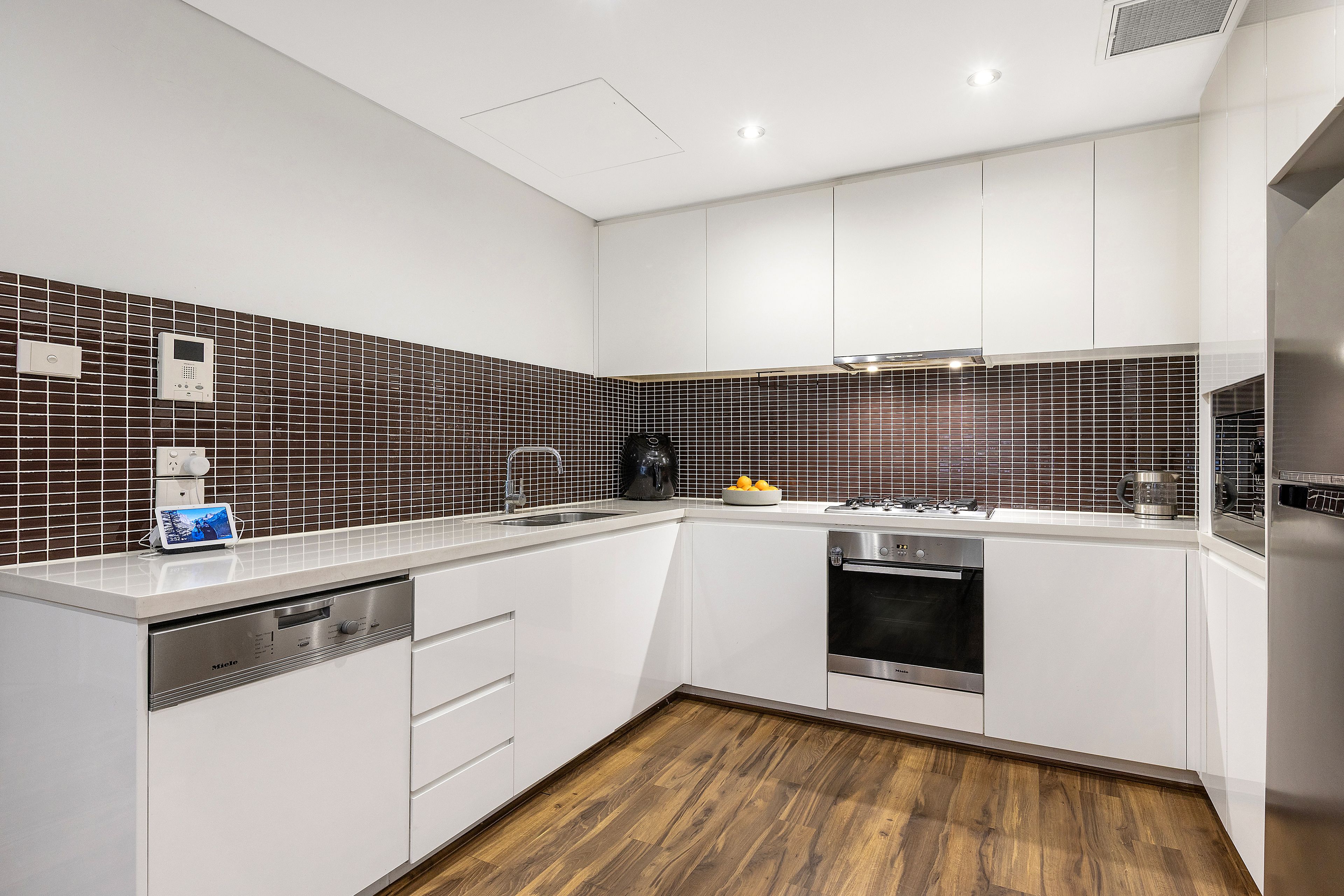 4/3-13 Bundarra Avenue — photo 4 of 7