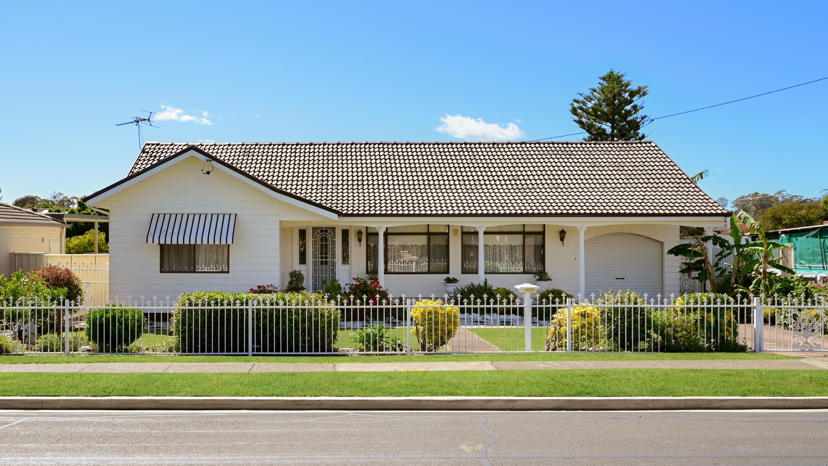 9 Wattle Avenue, Macquarie Fields, NSW 2564