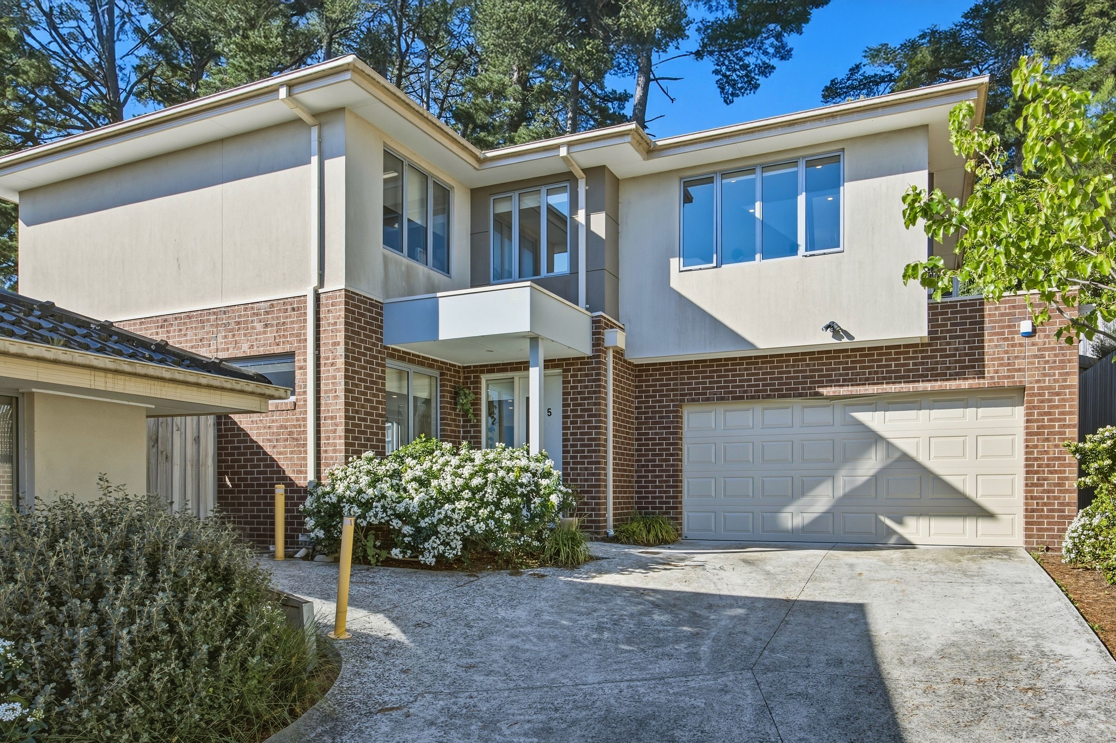 5/167 Bedford Road — photo from Ray White Ringwood