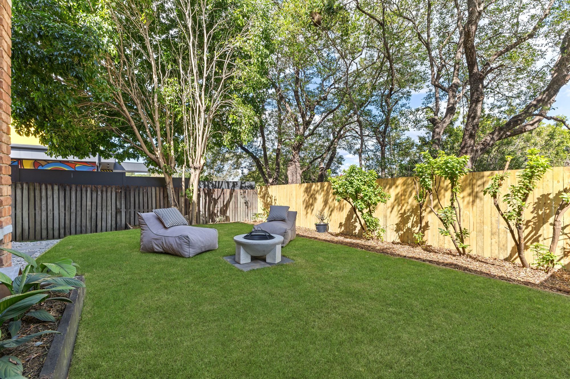 1/12 WALLACE Street — photo 24 of 30