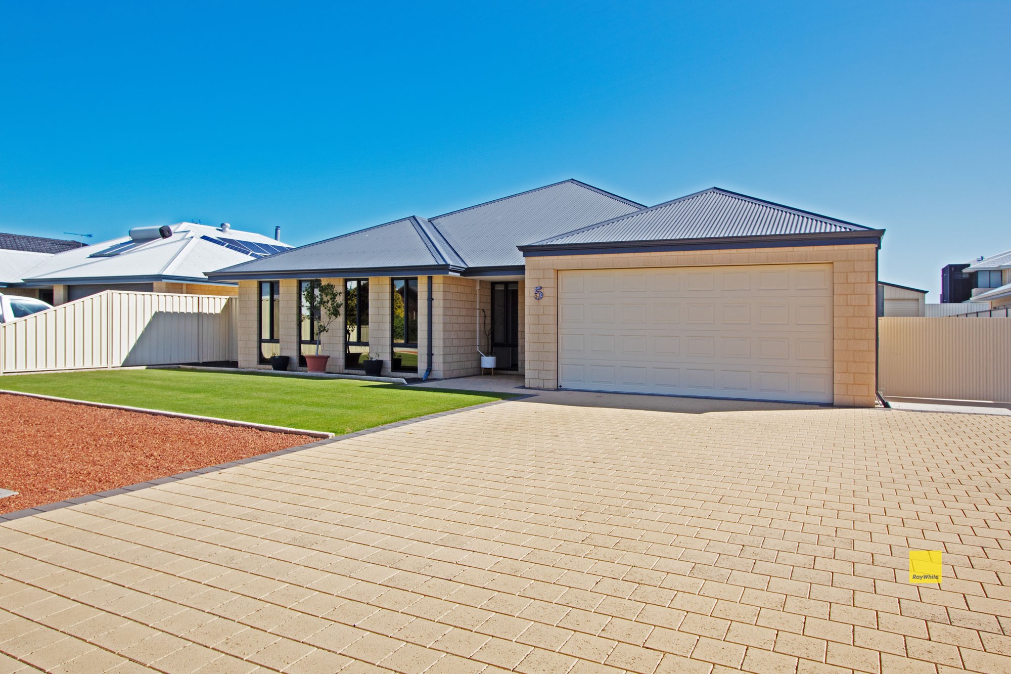 5 Grevillea Way, Jurien Bay, WA 6516