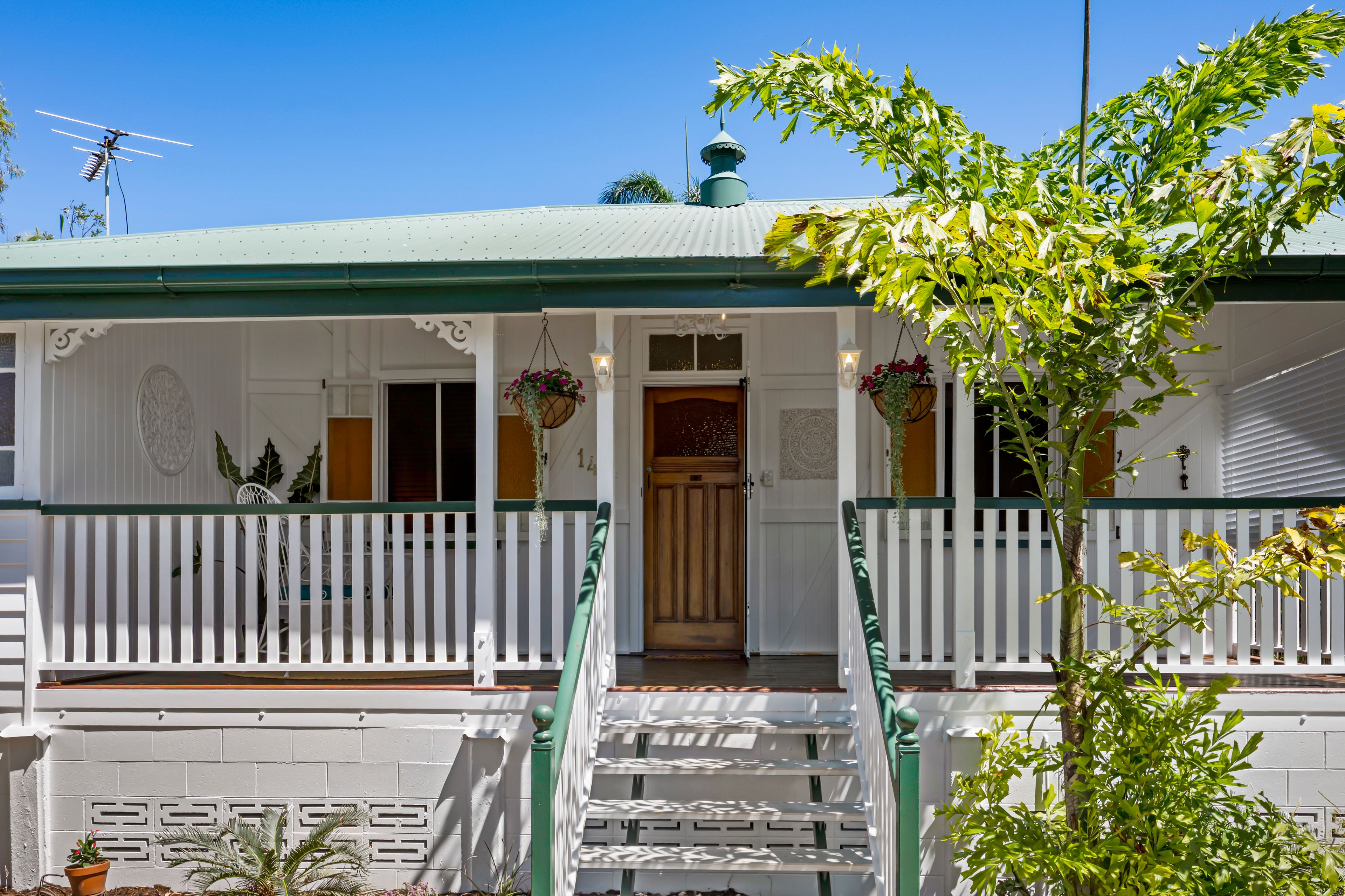 14 Eighth Avenue — photo from Ray White Townsville