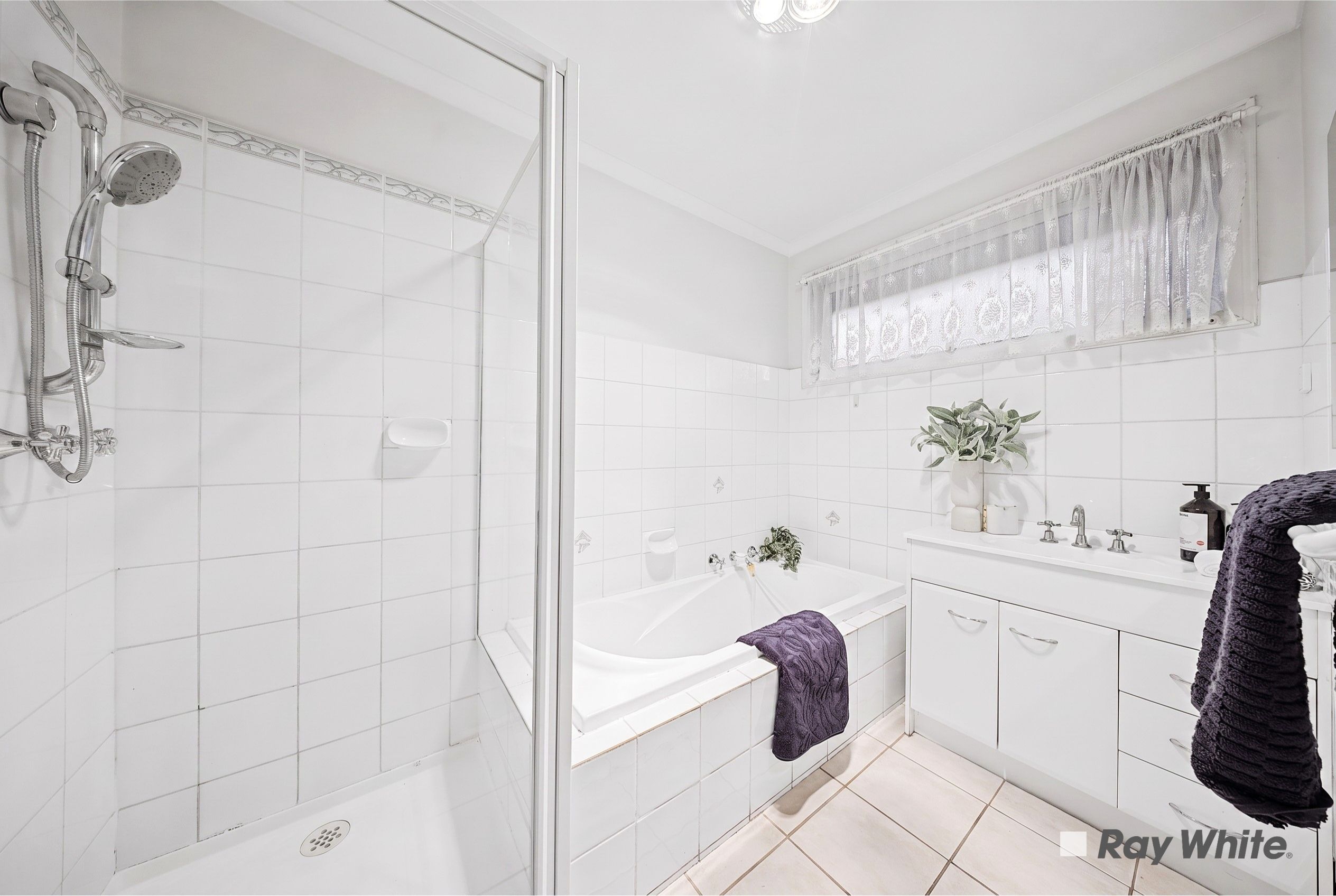 236 Gladstone Road — photo 16 of 25