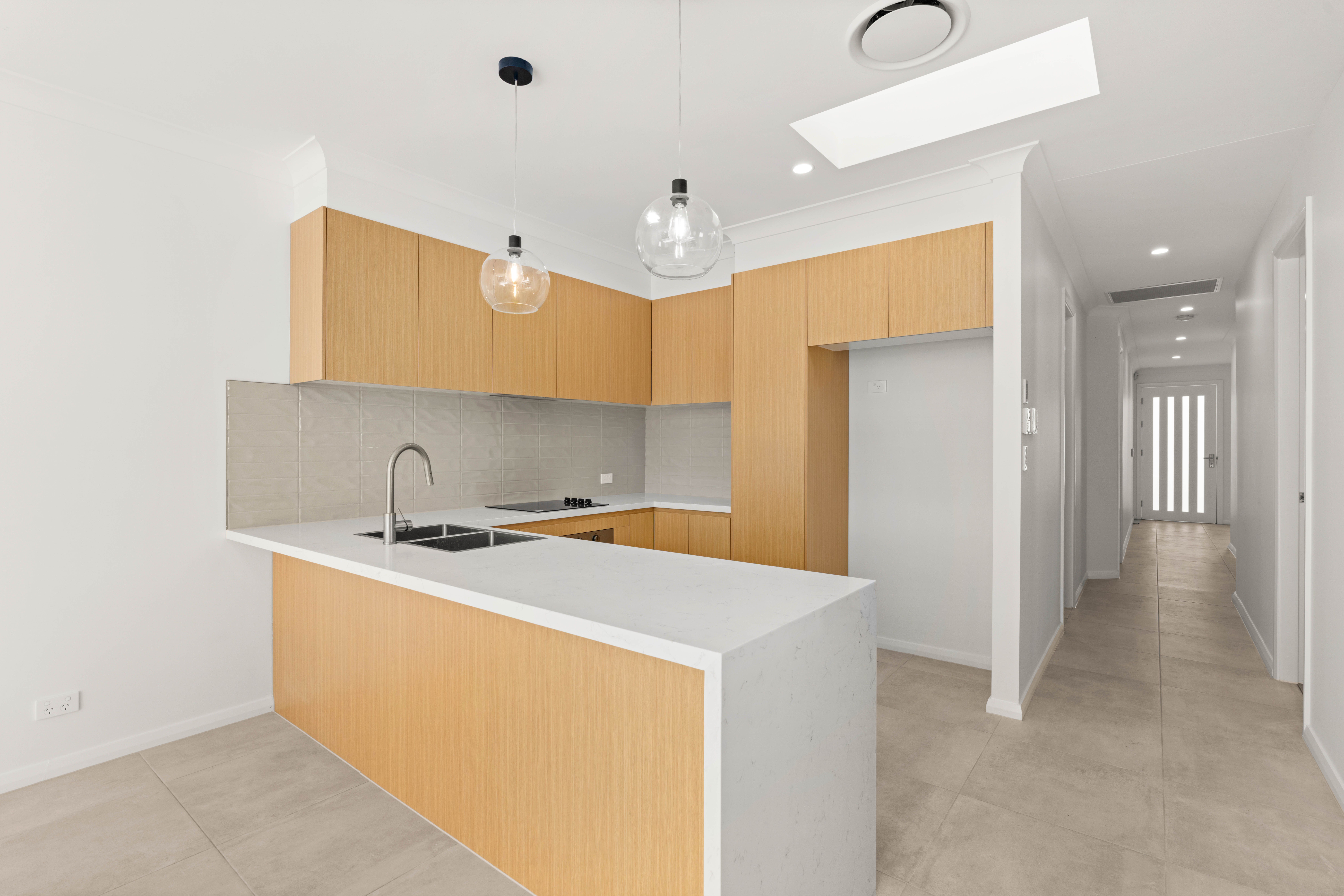 32 Myrtle Drive — photo 3 of 10