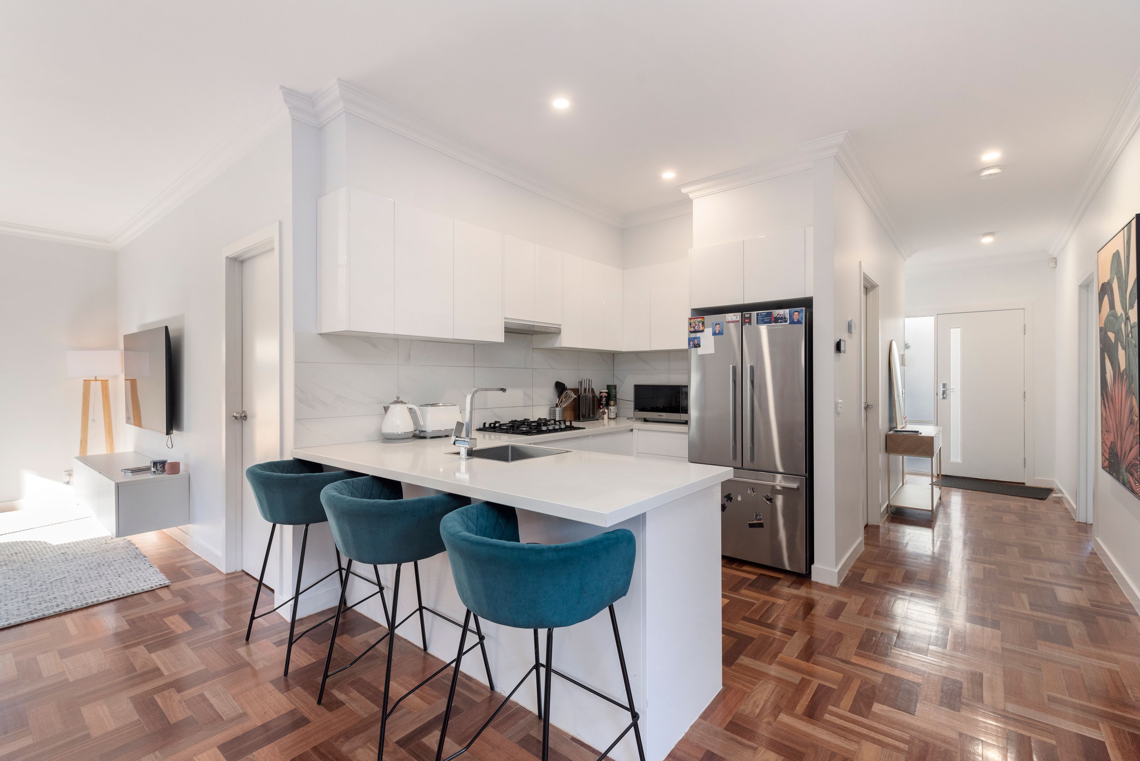 8/114 Kennington Park Drive, Endeavour Hills, VIC 3802