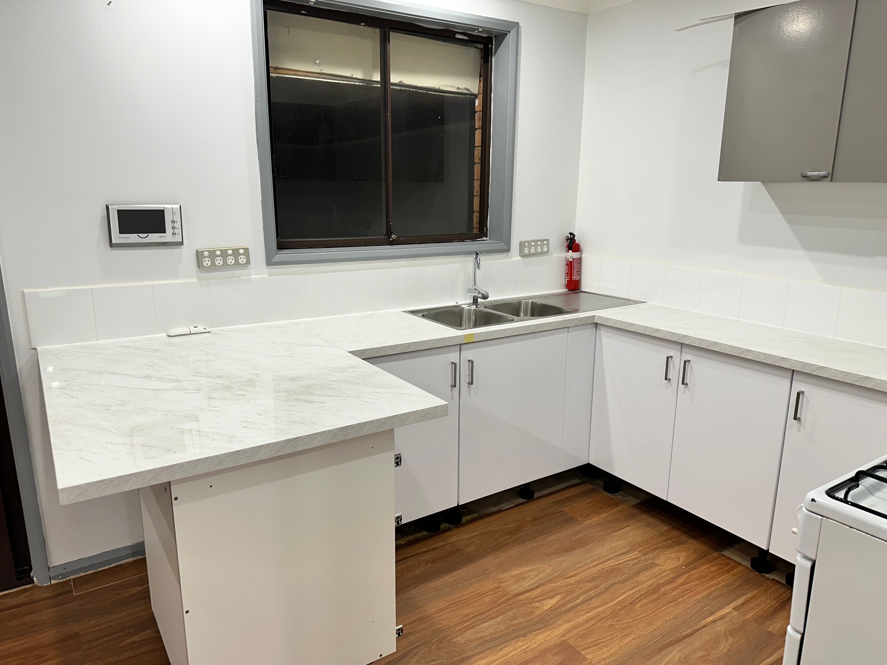 6 Hamlet Place, Rosemeadow, NSW 2560