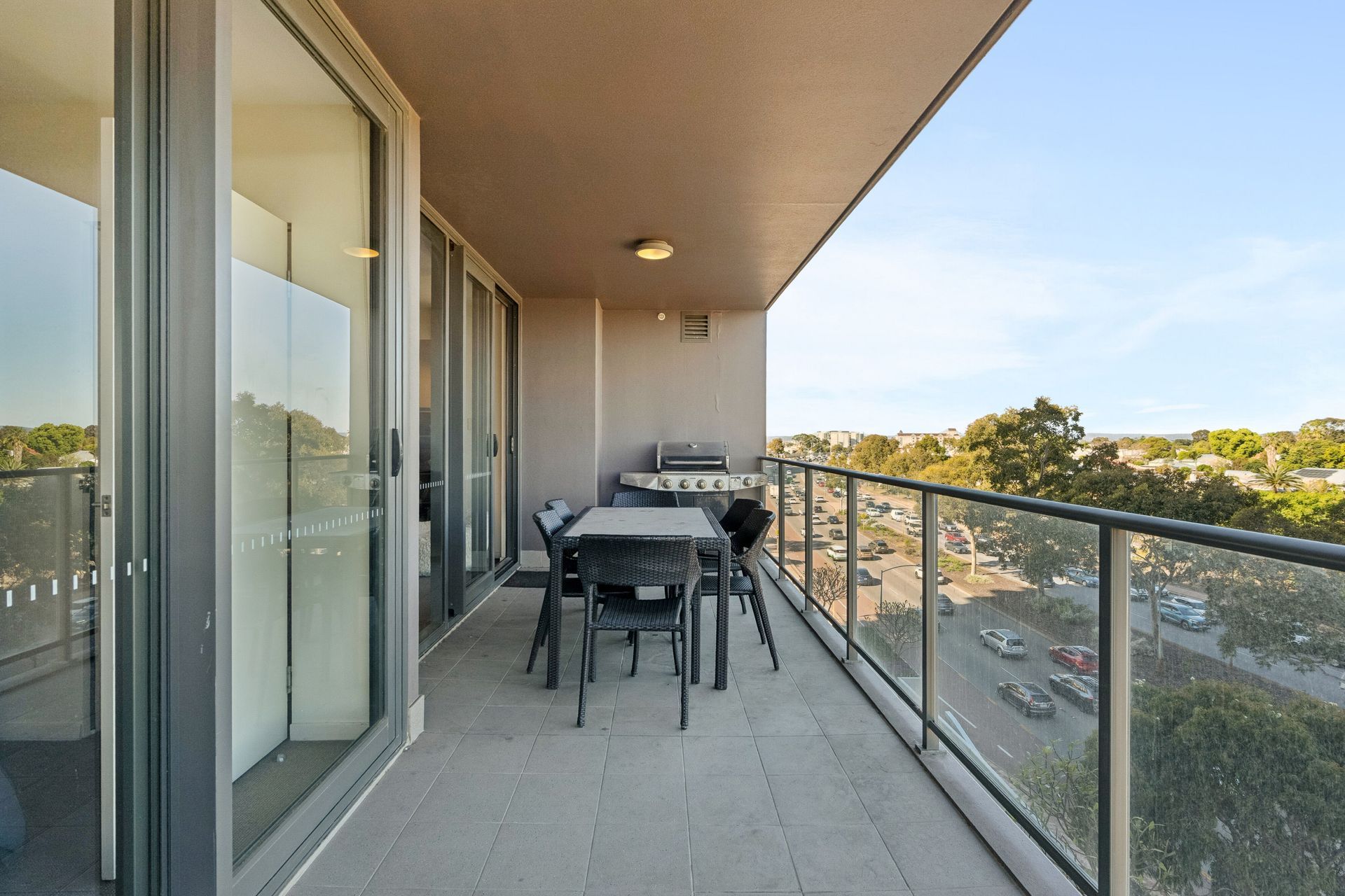 92/3 Homelea Court — photo 11 of 24