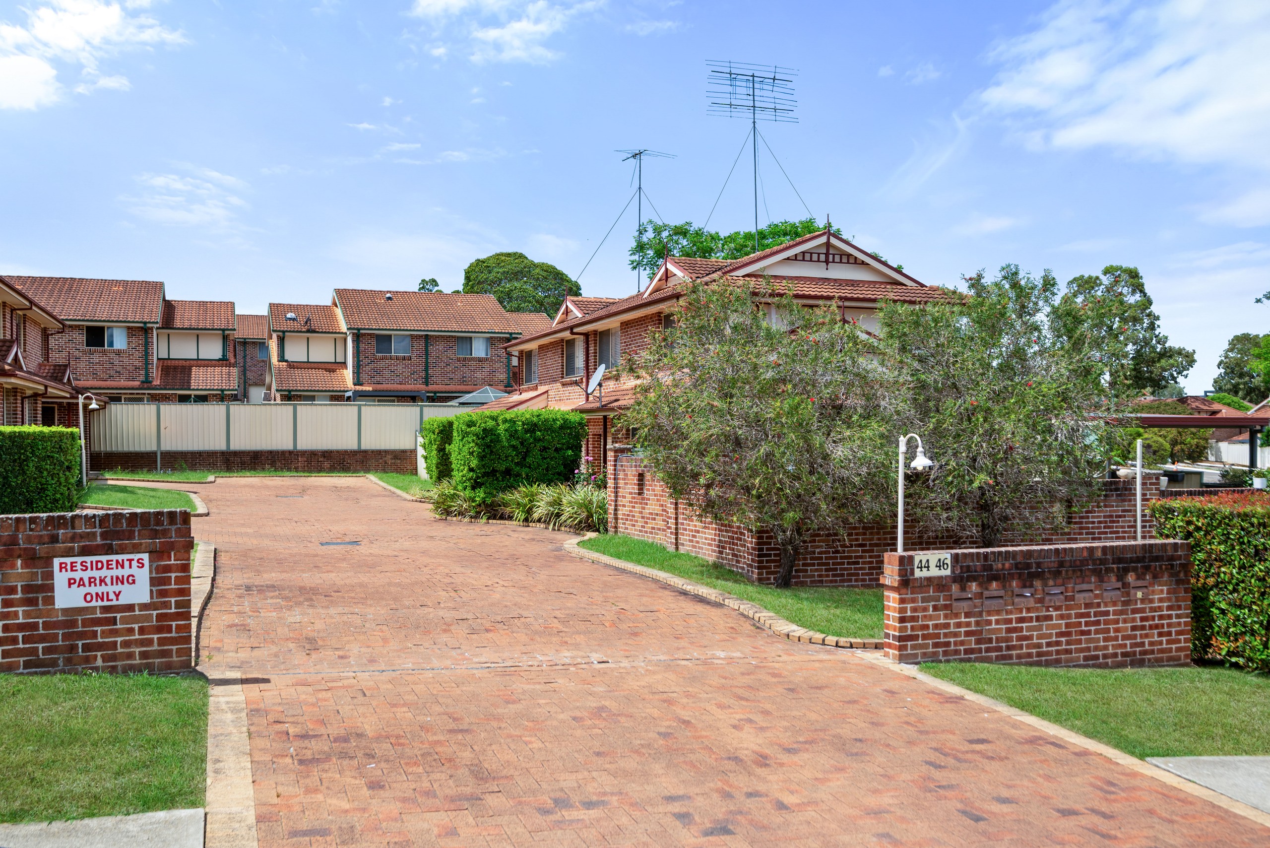2/44-46 Luttrell Street, Glenmore Park, NSW 2745