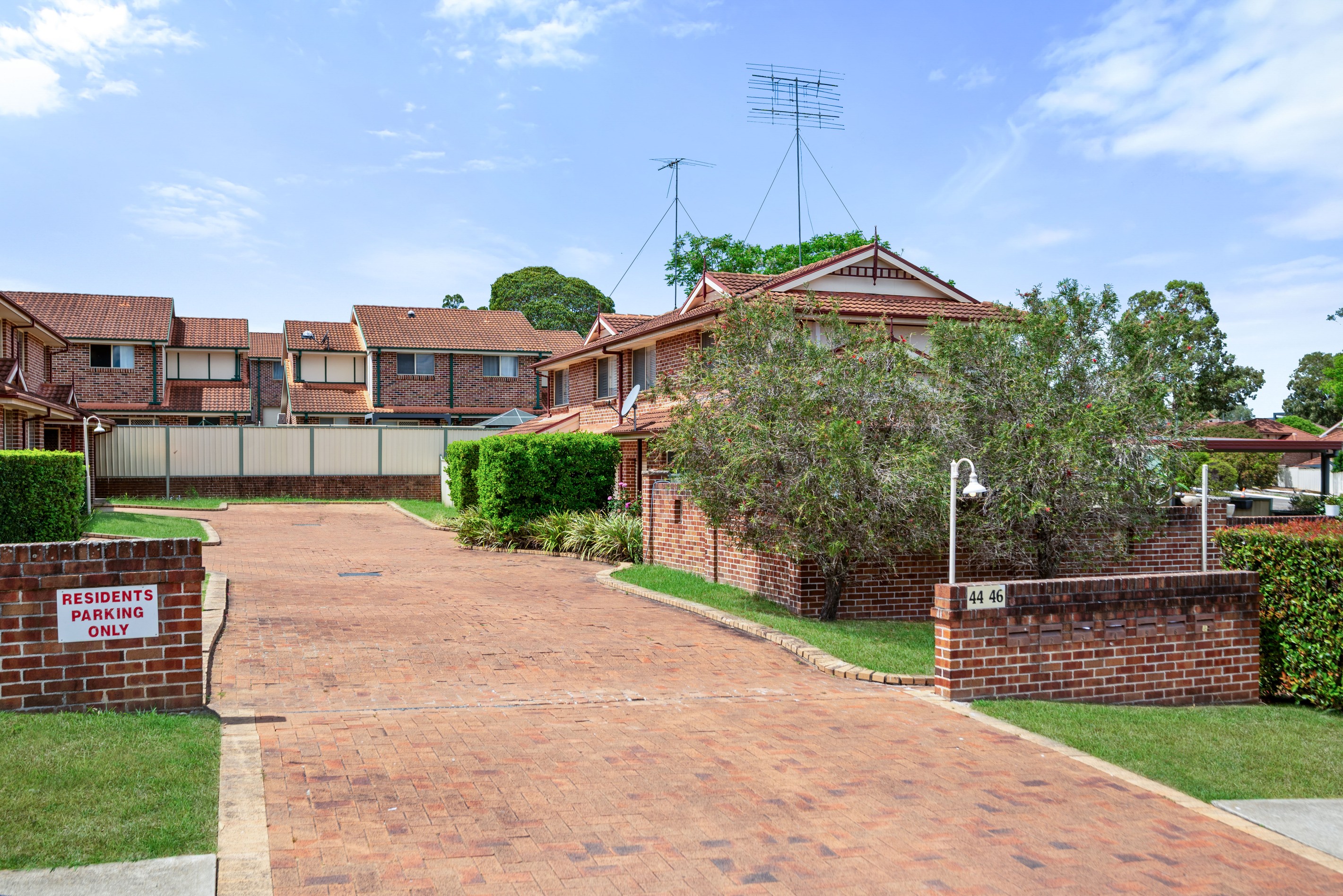 2/44-46 Luttrell Street, Glenmore Park, NSW 2745