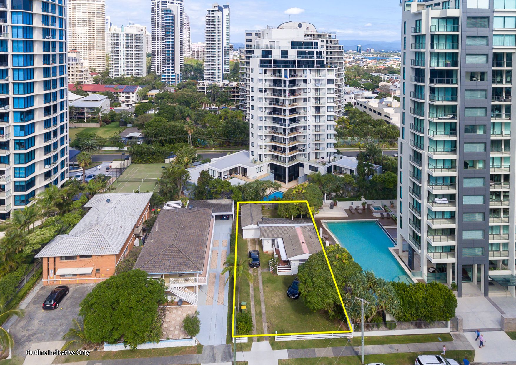 18 Hughes Avenue, Main Beach, QLD 4217