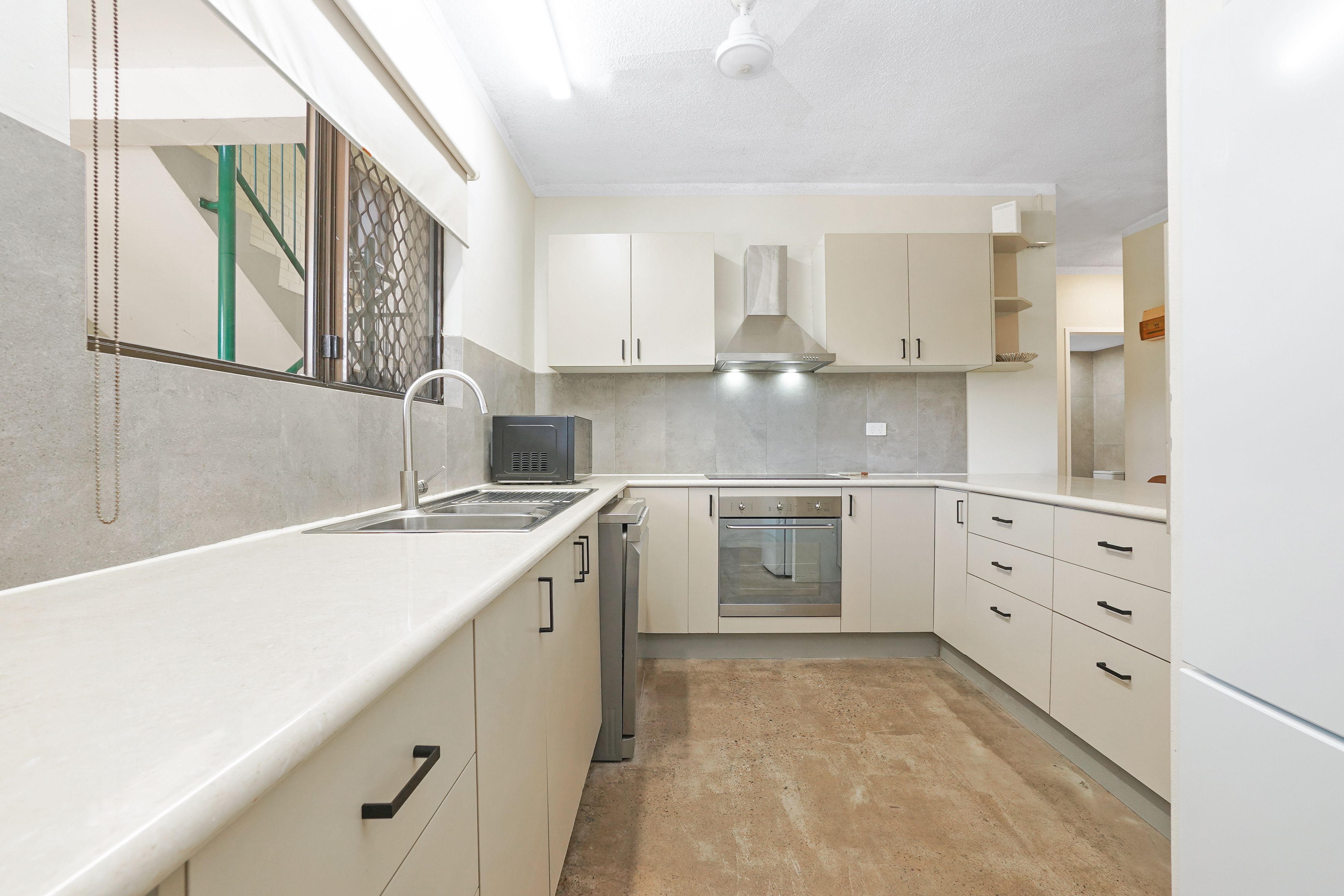 5/124 Mitchell Street — photo 7 of 16
