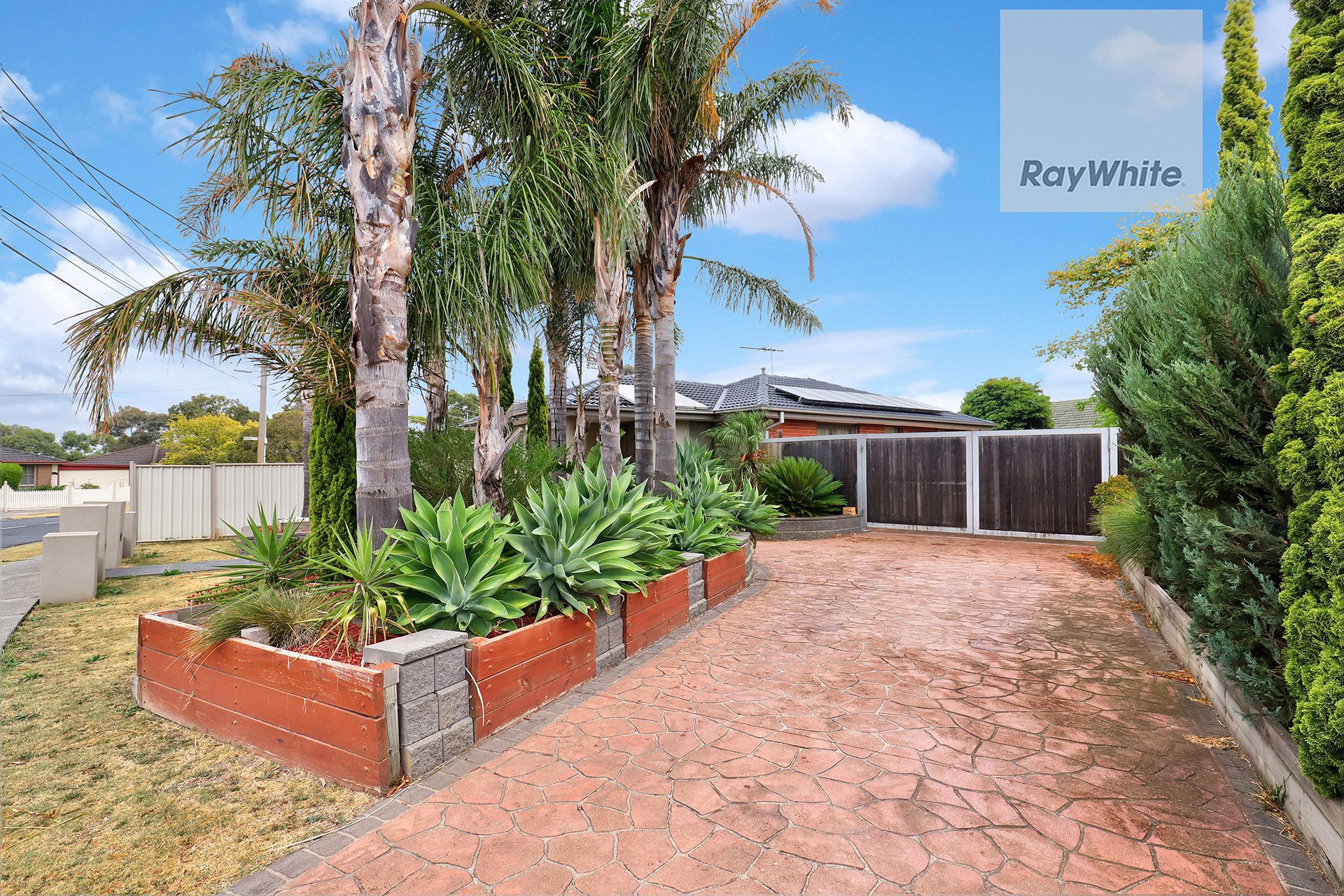 51 Katrina Drive, Gladstone Park, VIC 3043