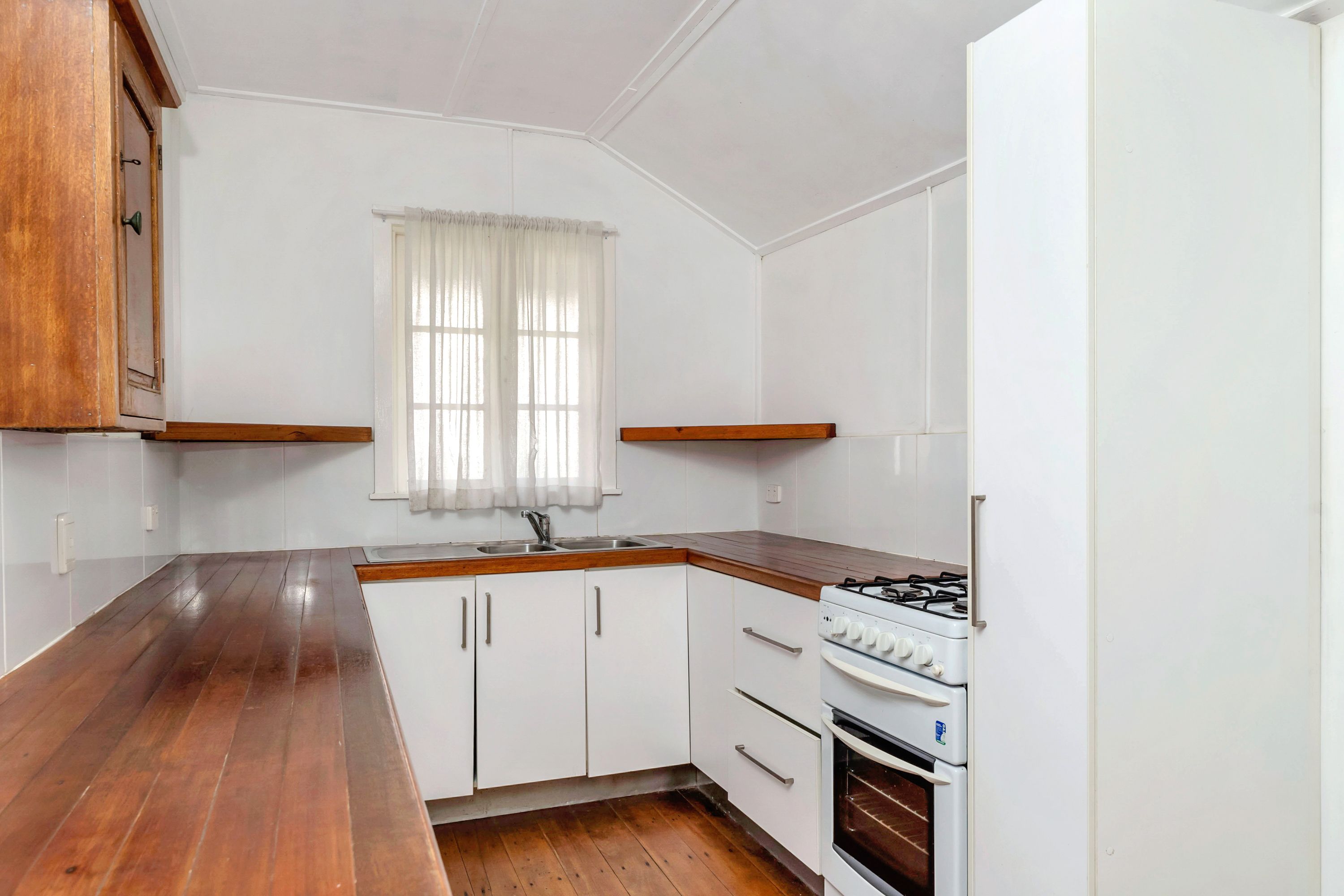 16 Perkins Street, South Townsville, QLD 4810 Sold House Ray White