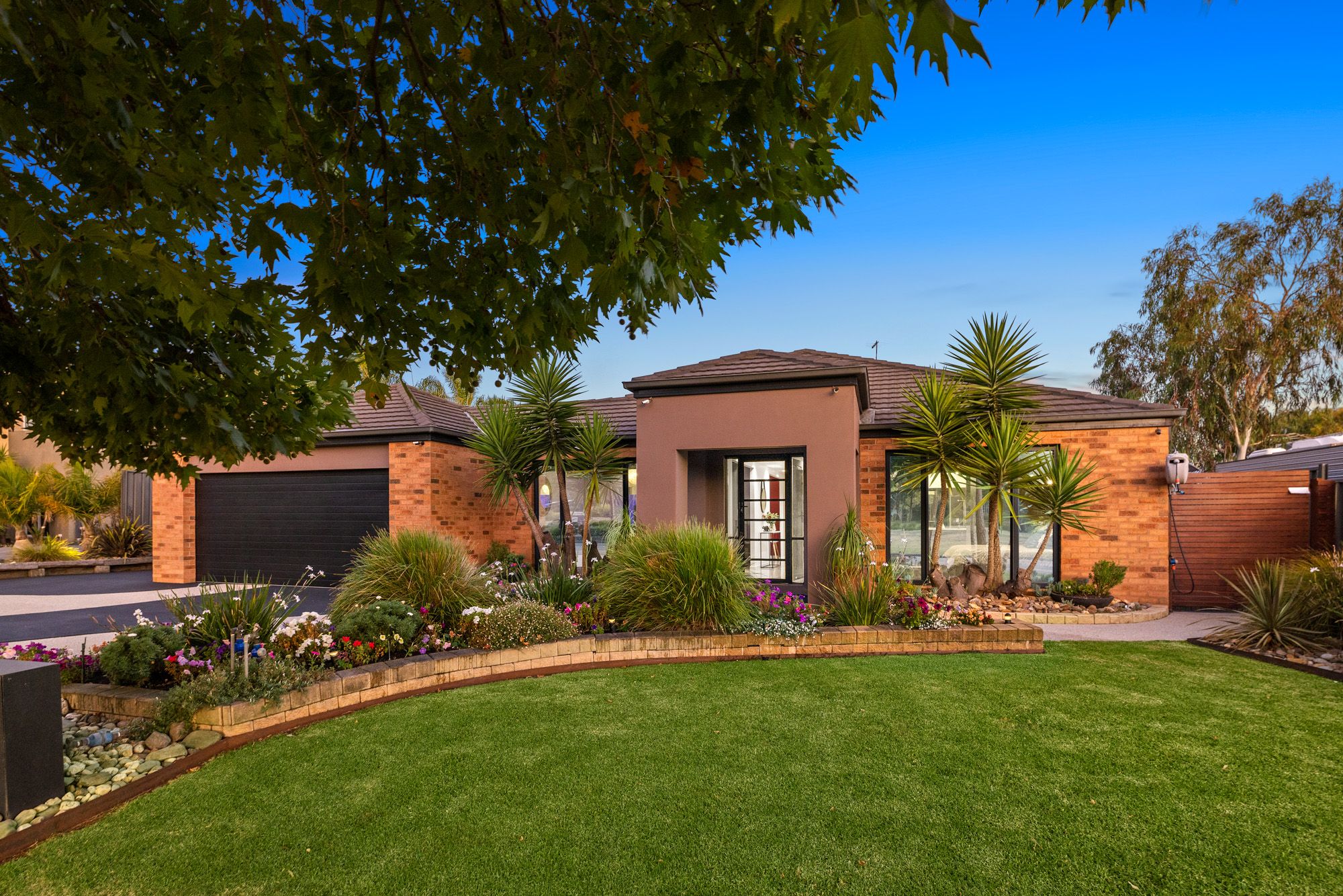 66 Hindmarsh Drive, MANOR LAKES, VIC 3024