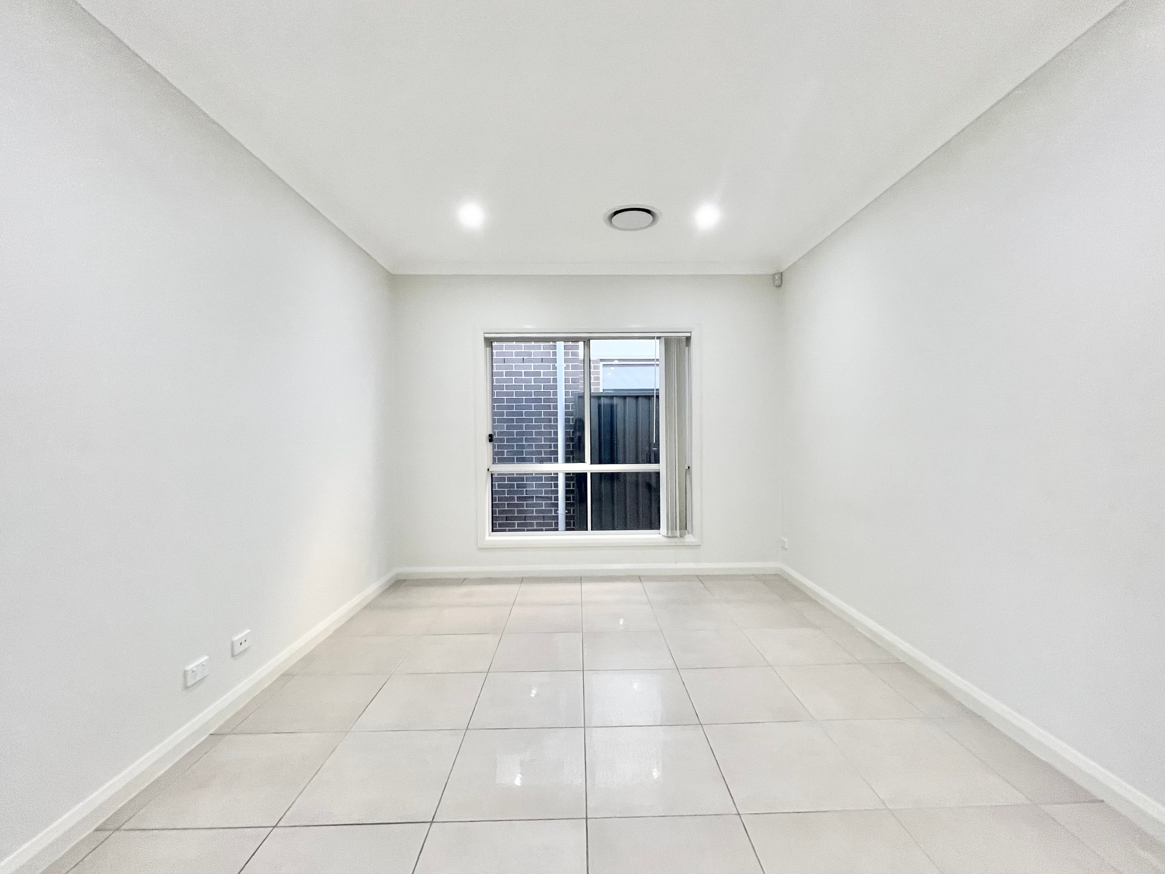 16 Fairbrother Avenue, Denham Court, NSW 2565