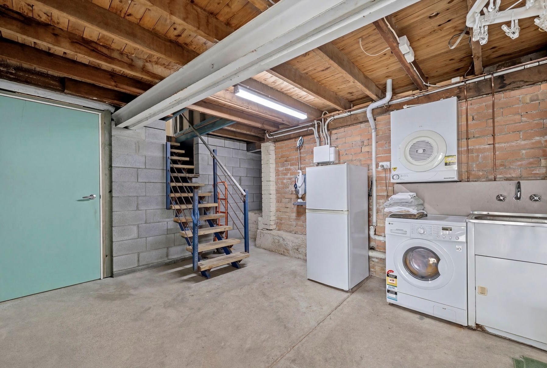 21 Wentworth Avenue — photo 16 of 18