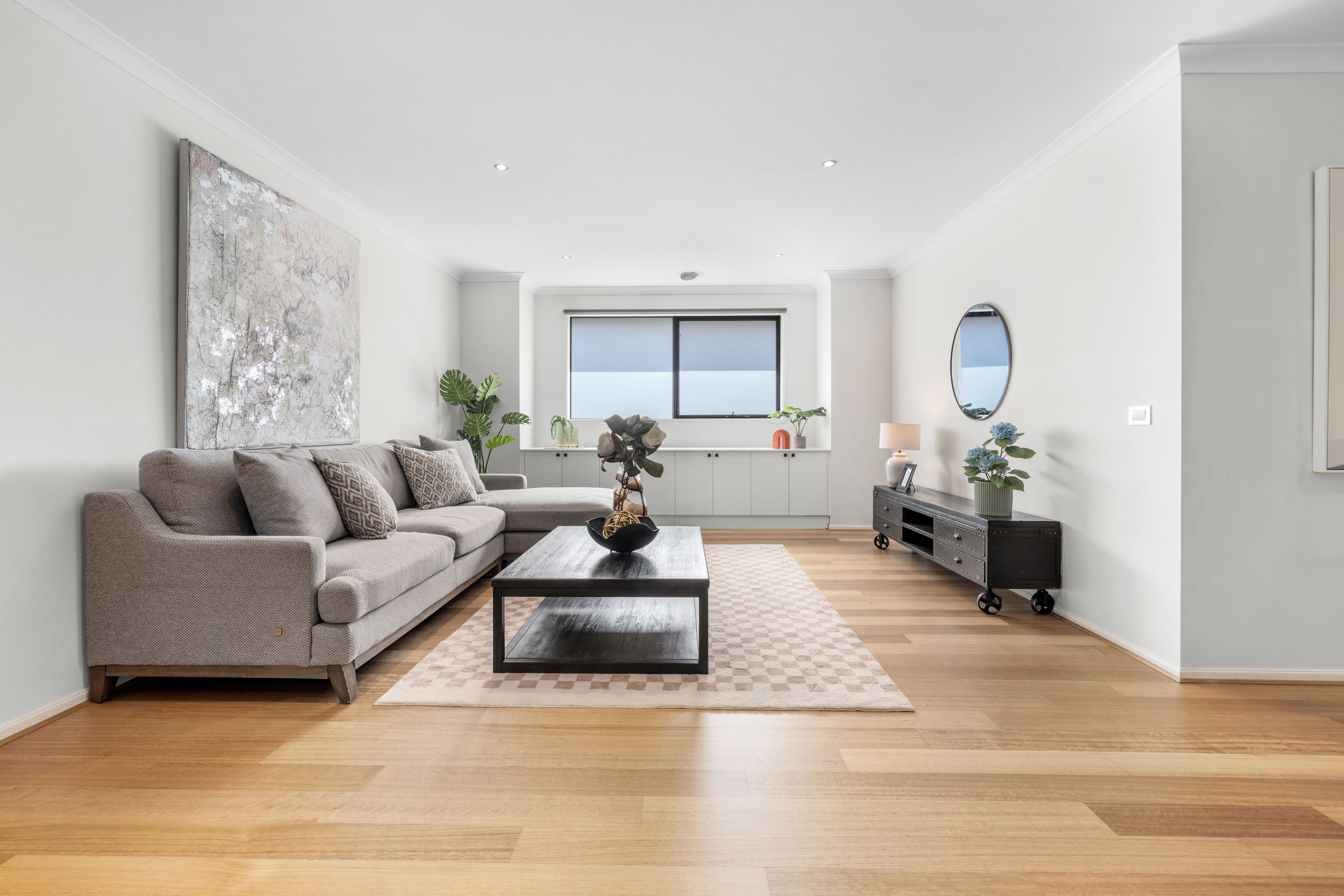 37 Viewmont Street — photo 7 of 19