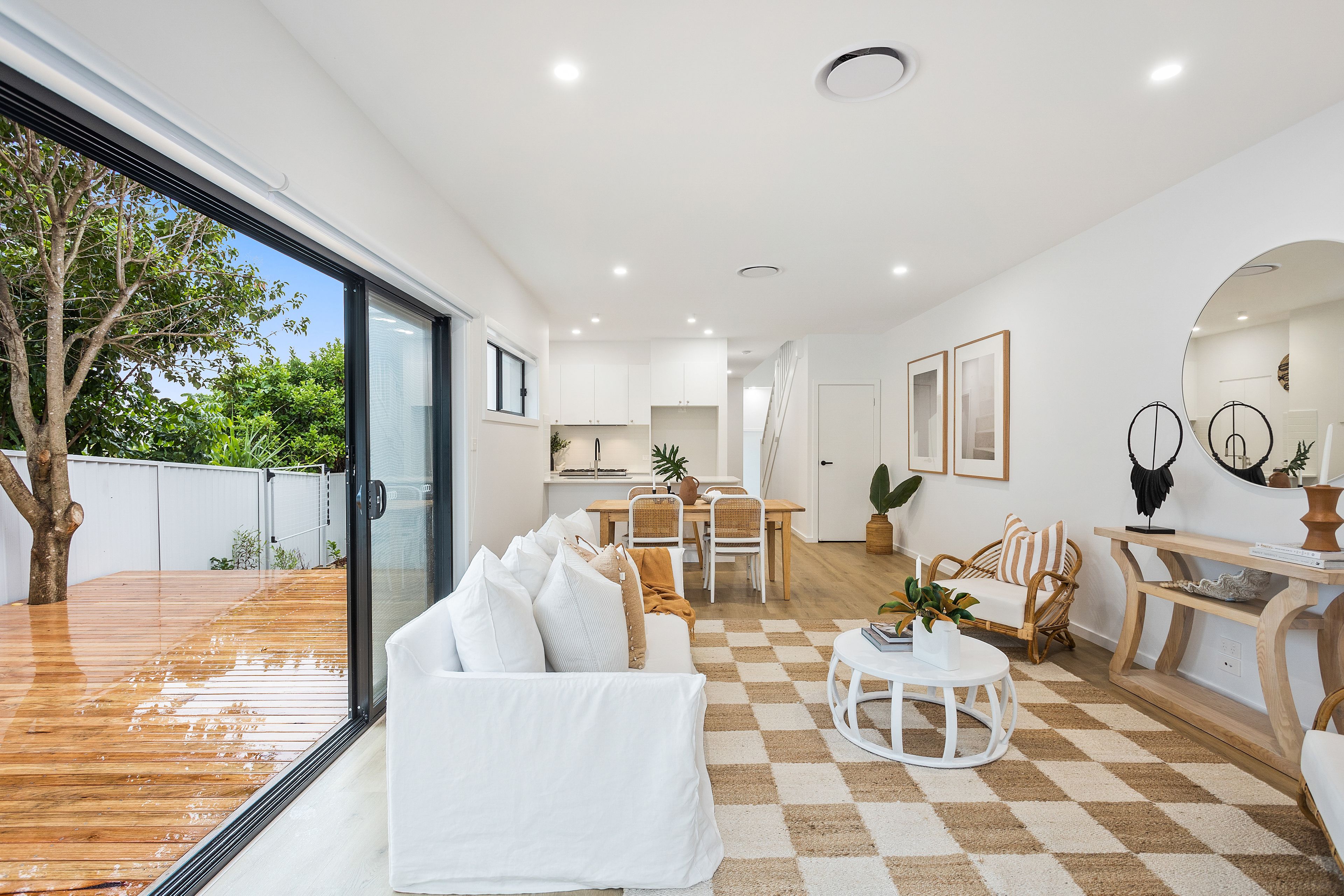2B Lexburn Avenue, West Wollongong, NSW 2500