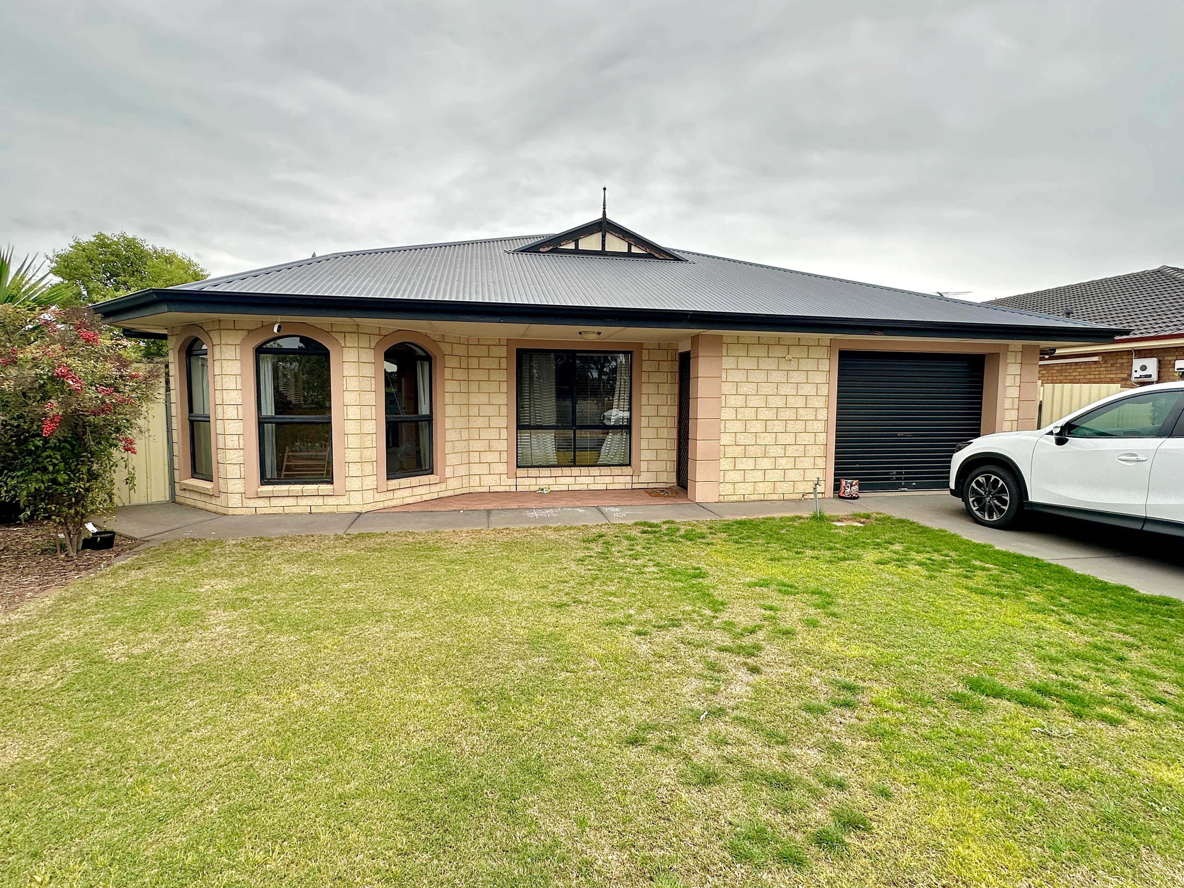 121A Christian Road, Murray Bridge, SA 5253 House for Rent Ray