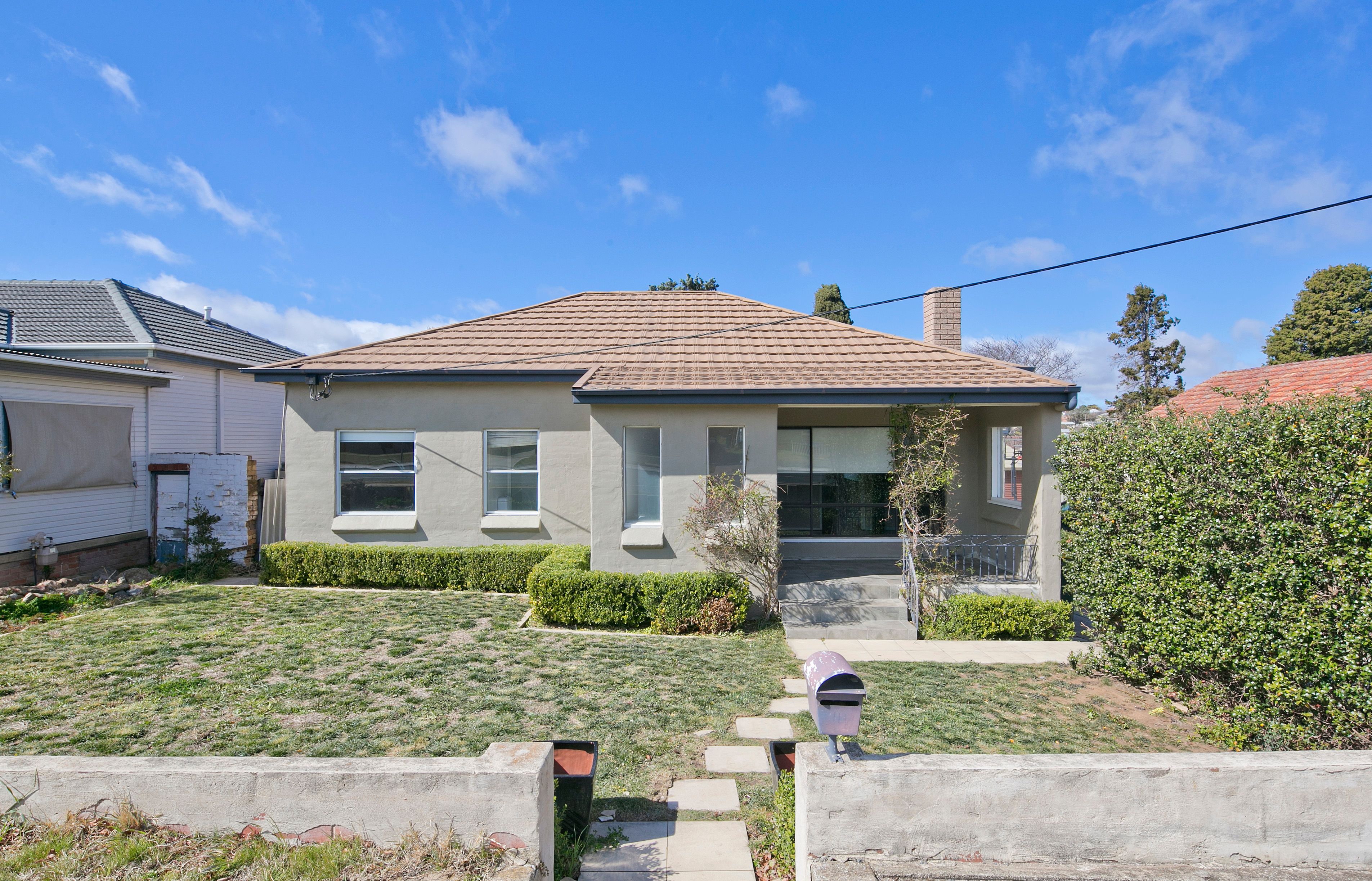 11 Hume Street