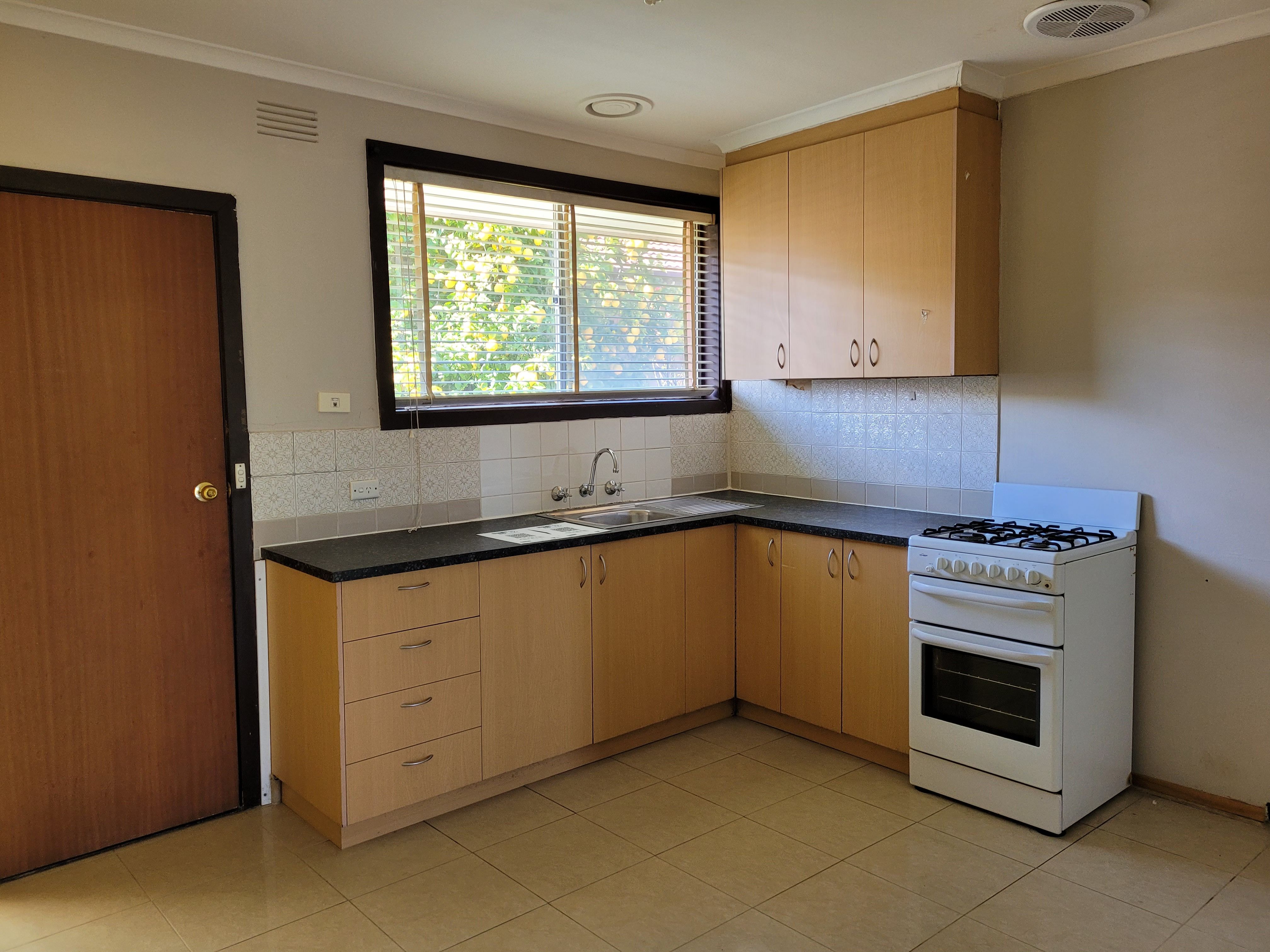 2/8 Burns Avenue, Clayton, VIC 3168