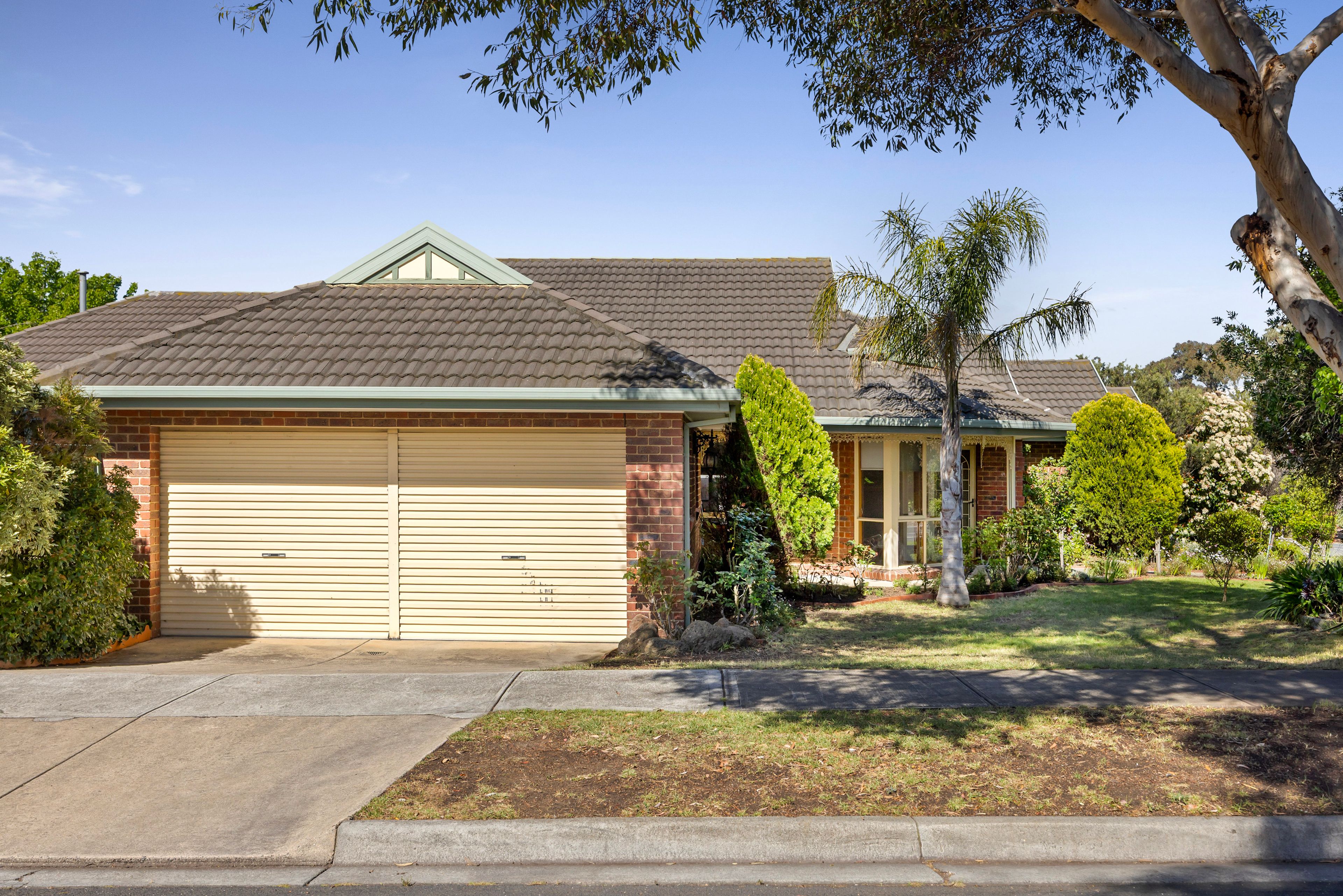 187 Elizabeth Drive — photo 2 of 15